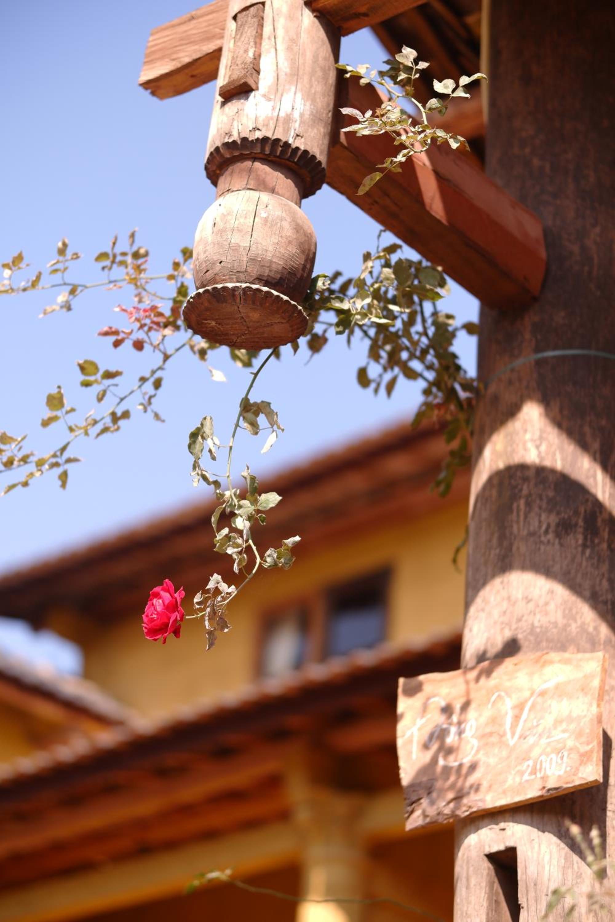 Maison de Hill Home