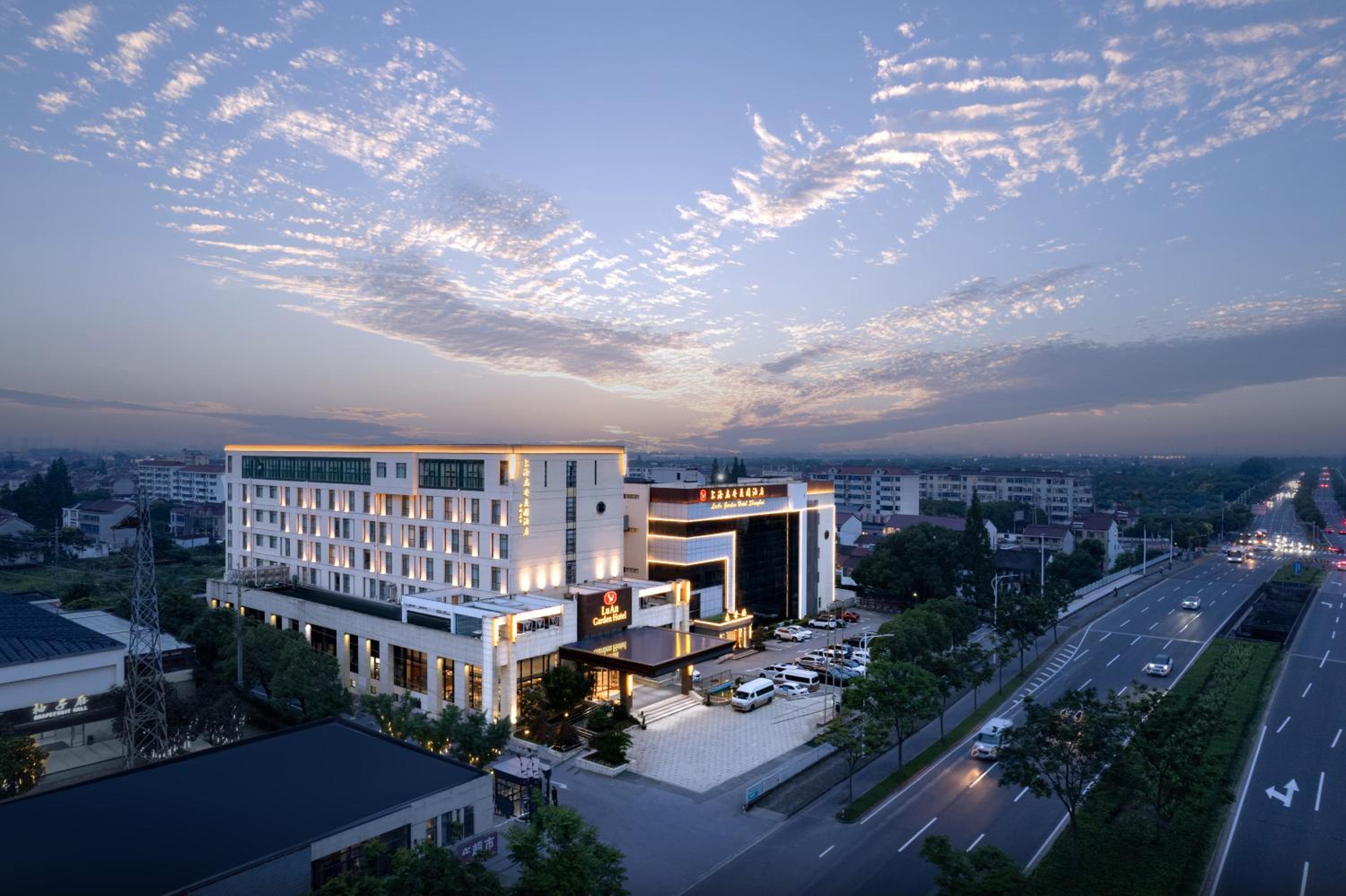 ShangHai LuAn Garden Hotel