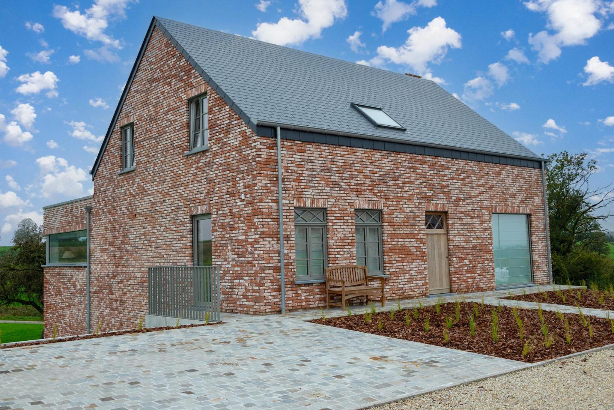 Maison MadArt surround yourself in nature