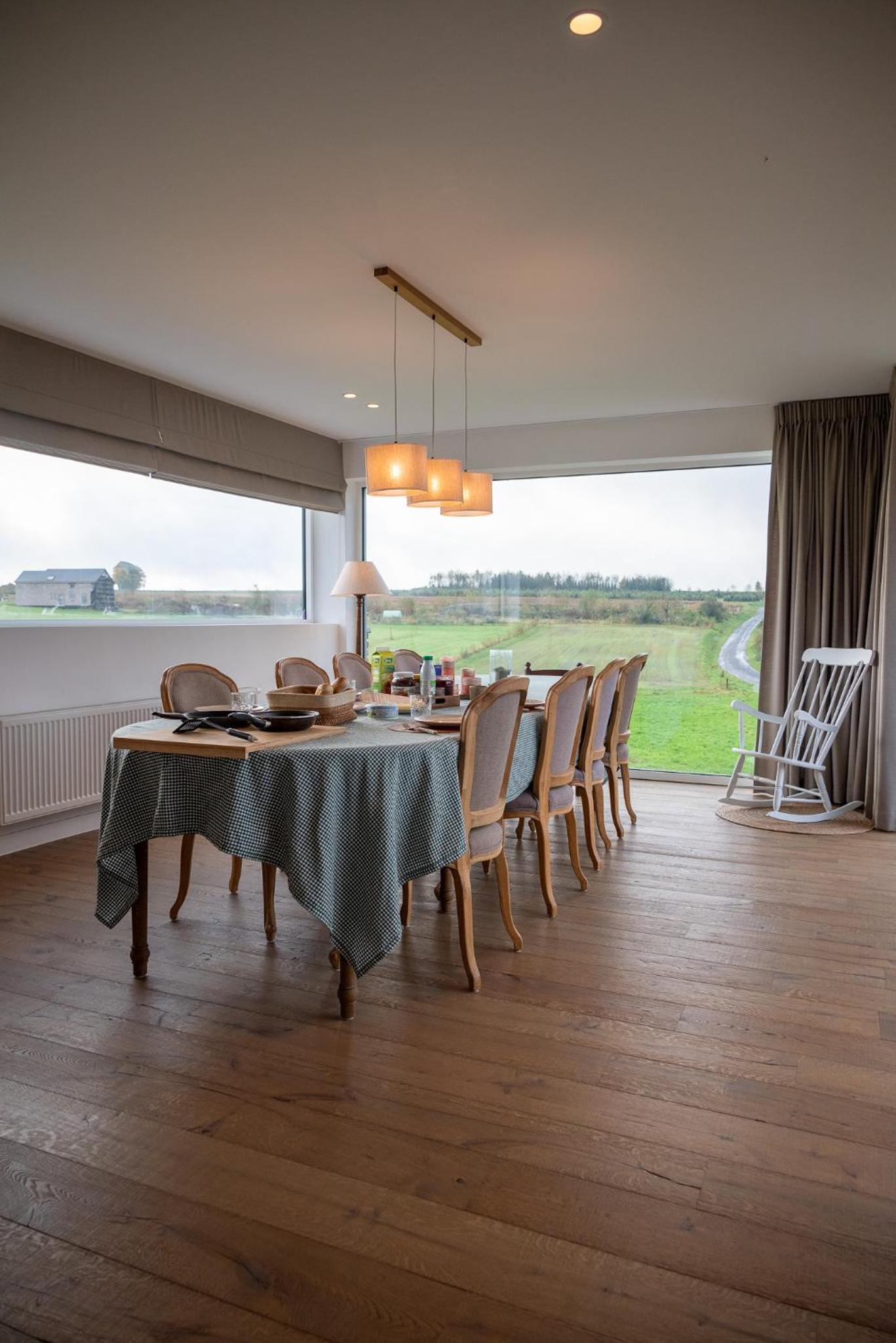 Maison MadArt surround yourself in nature