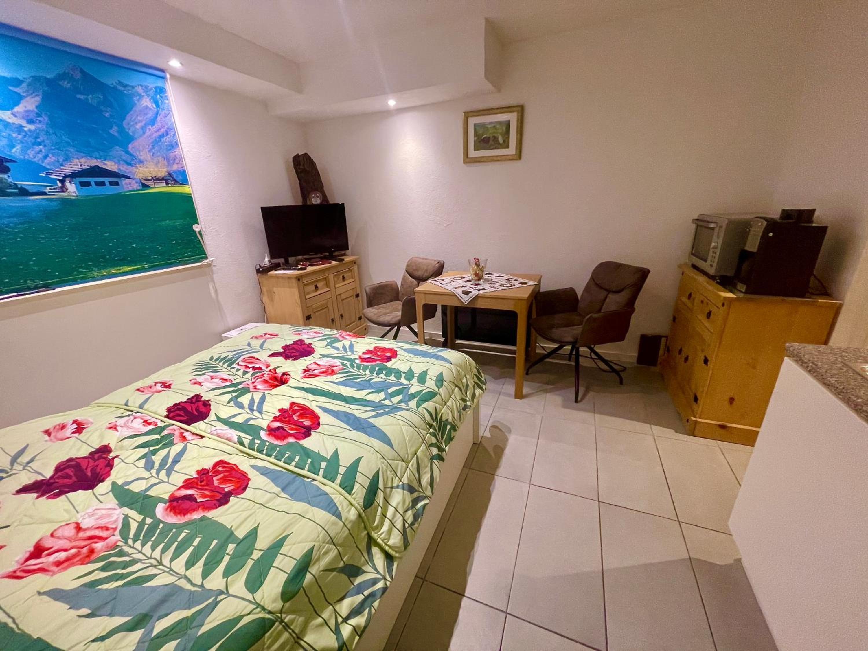 Apartment Geigelsteinstrasse view 2