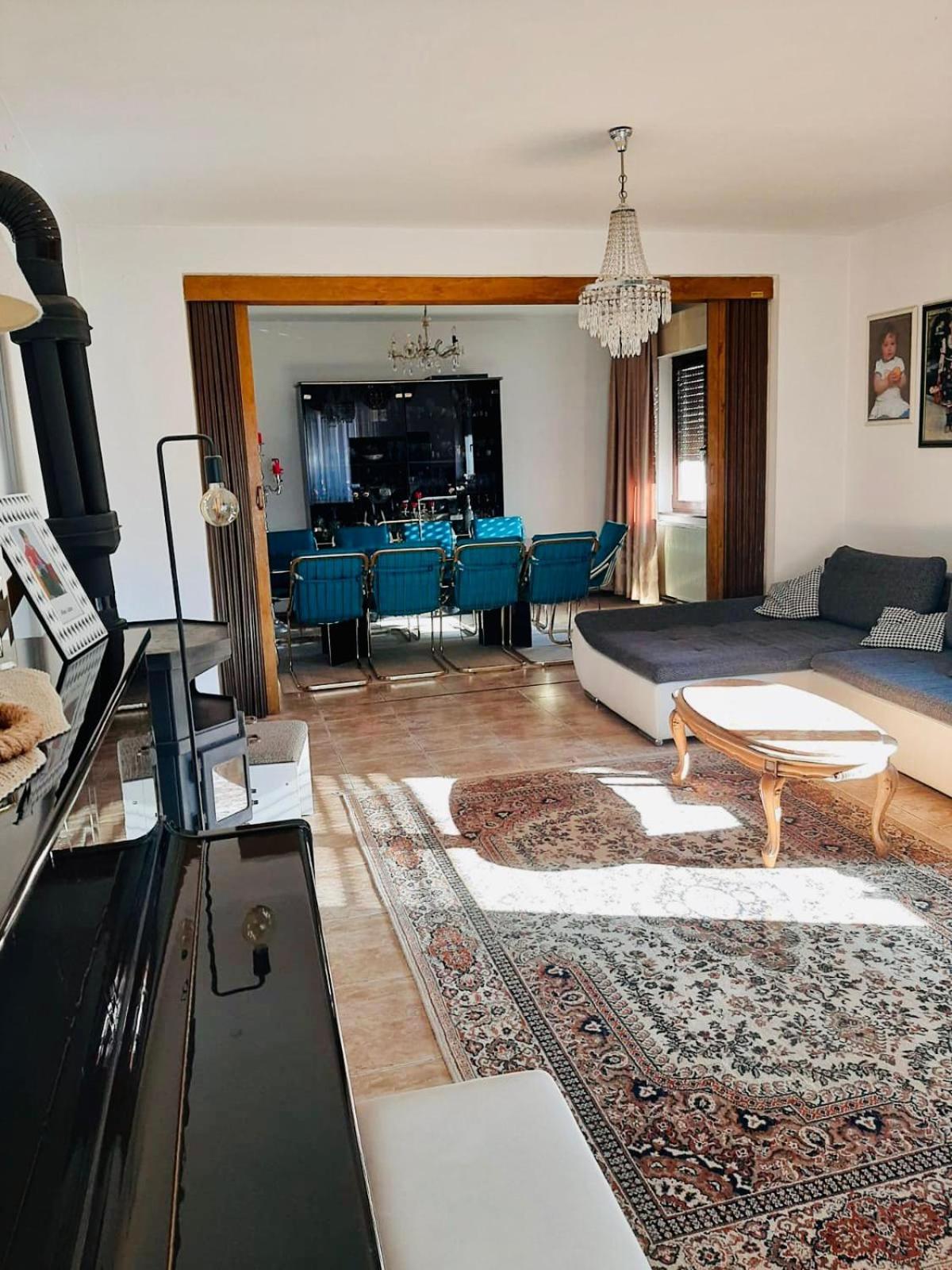 Nina Apartments