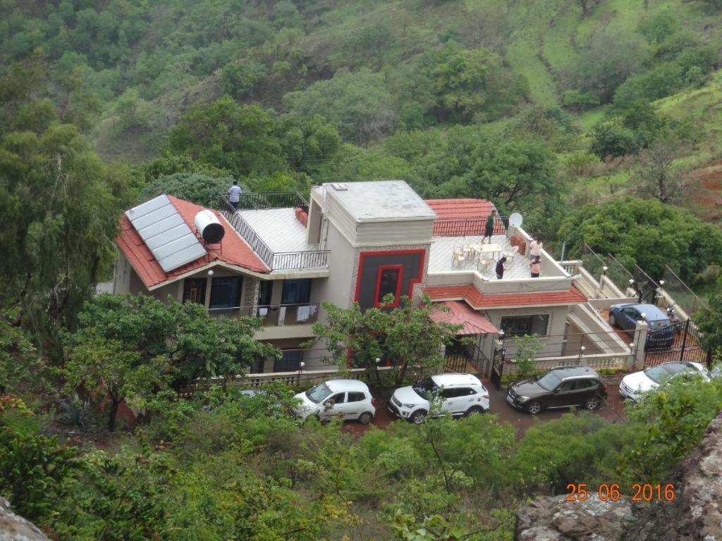 Malhar Bungalow
