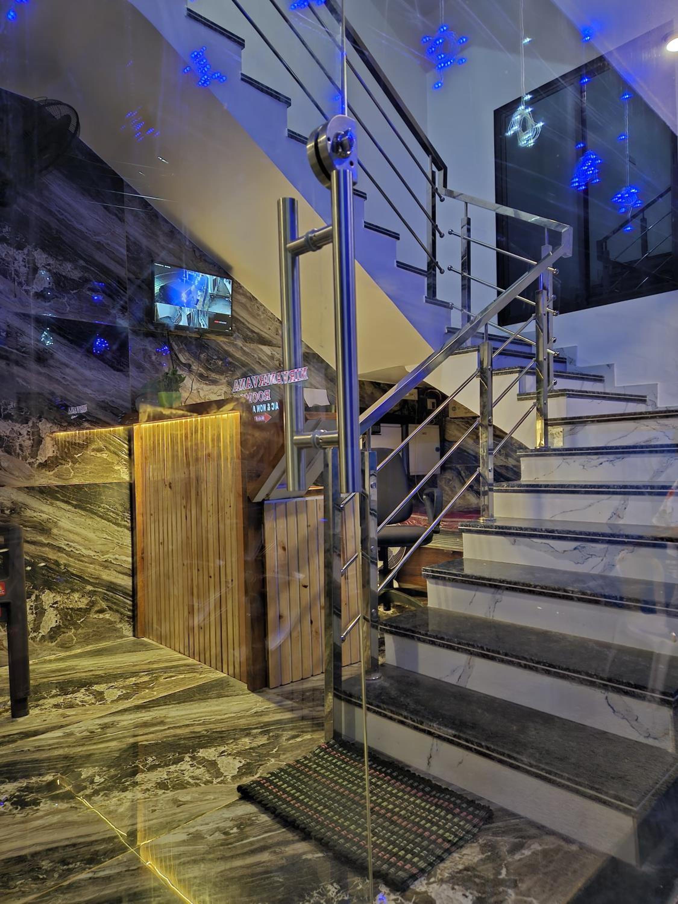 NIRVANA ROOMS Daman view 3