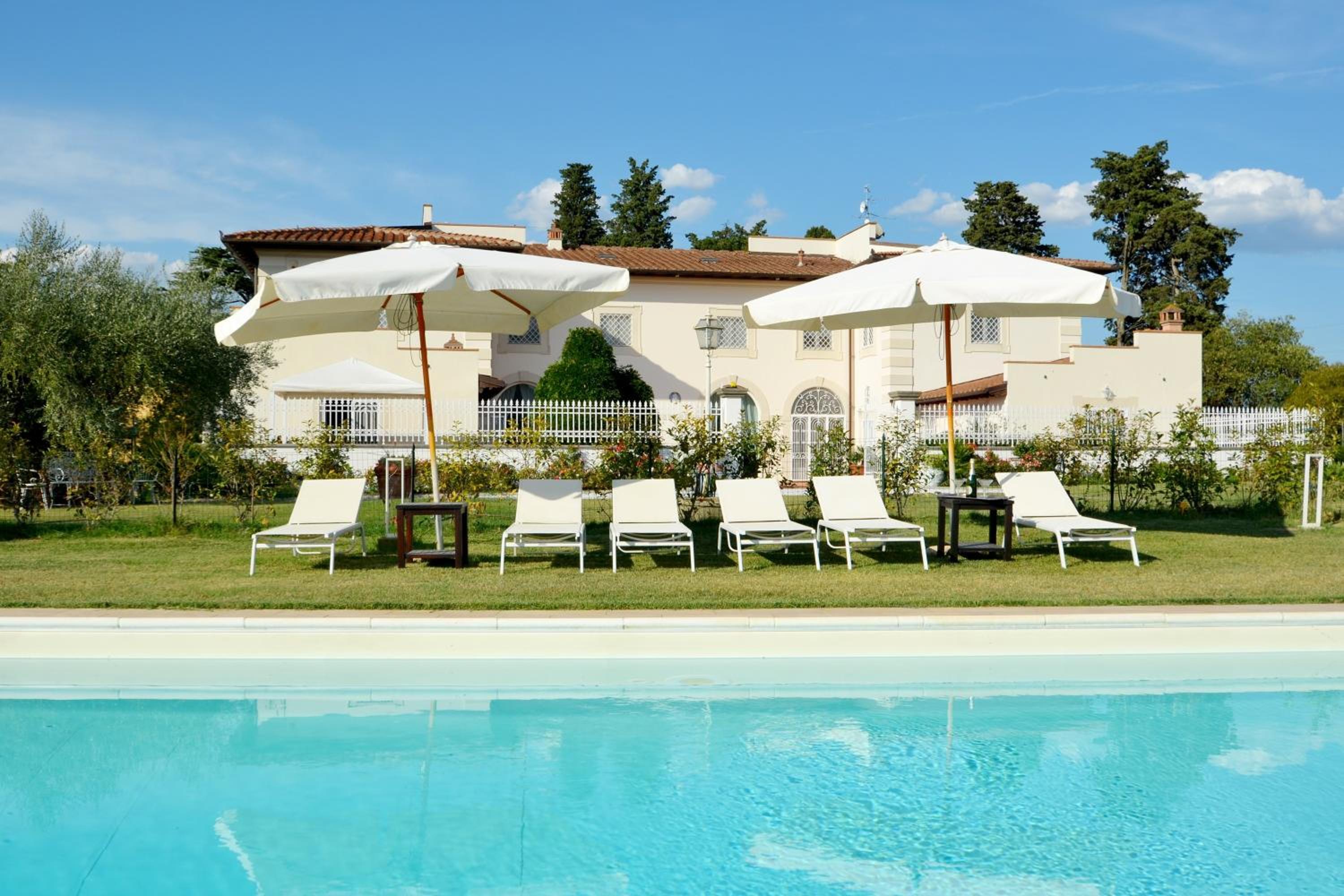 Villa Yvonne by MMega photo 4