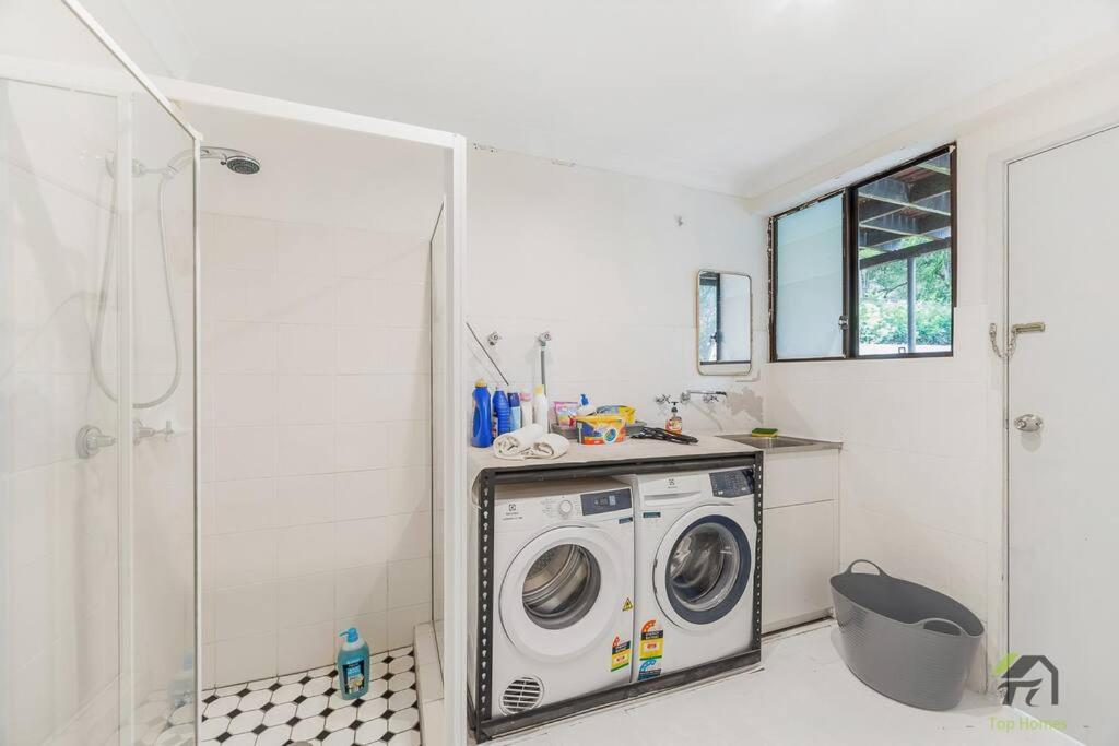 Modern four-bedroom house in castle hill