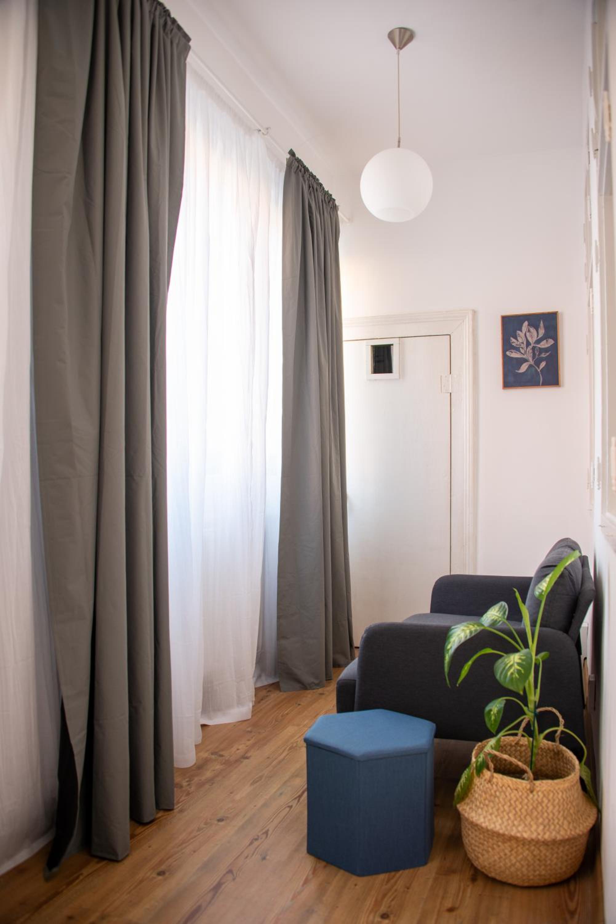 Gladiola apartment view 2