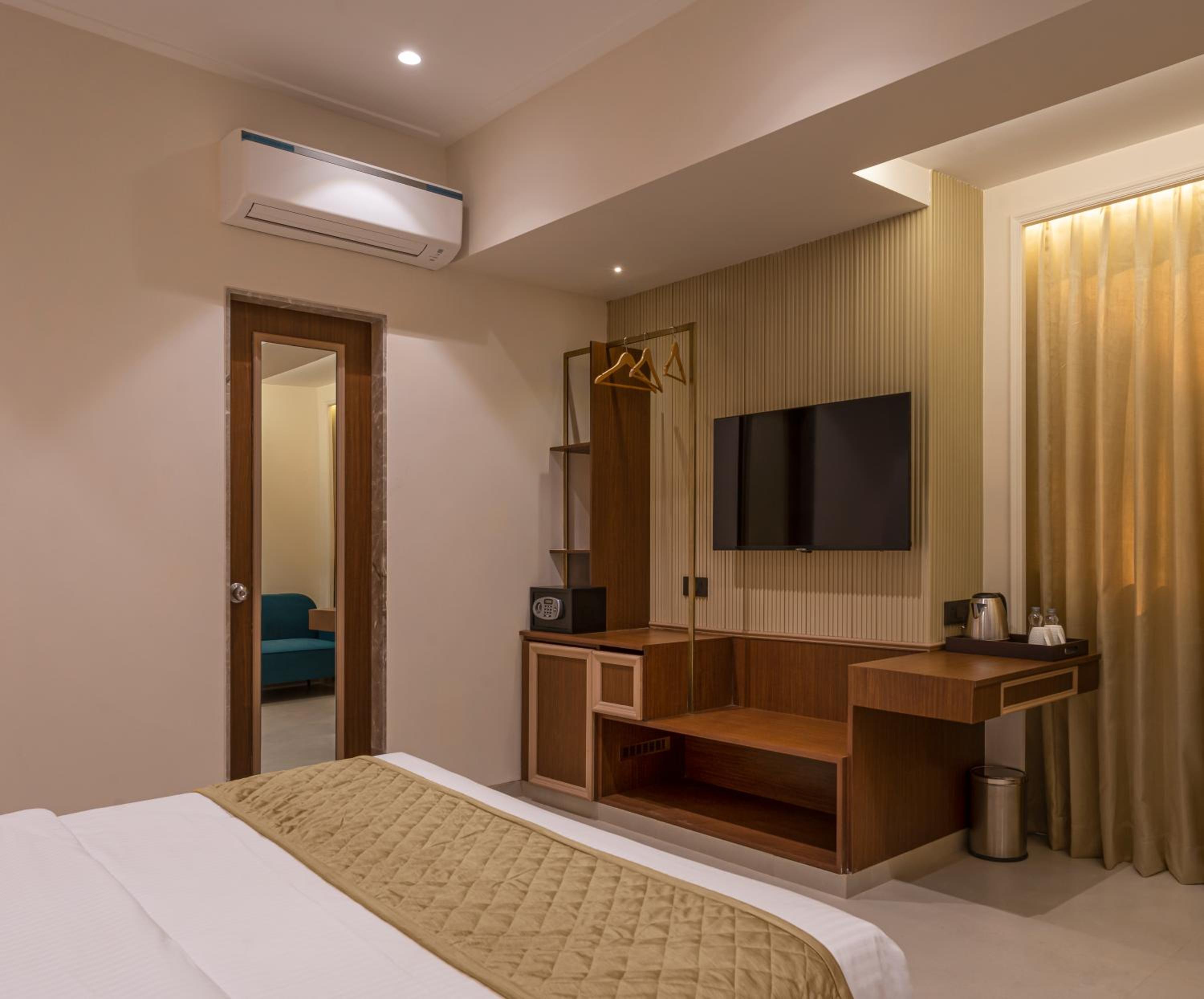 Nuvia Boutique Hotel