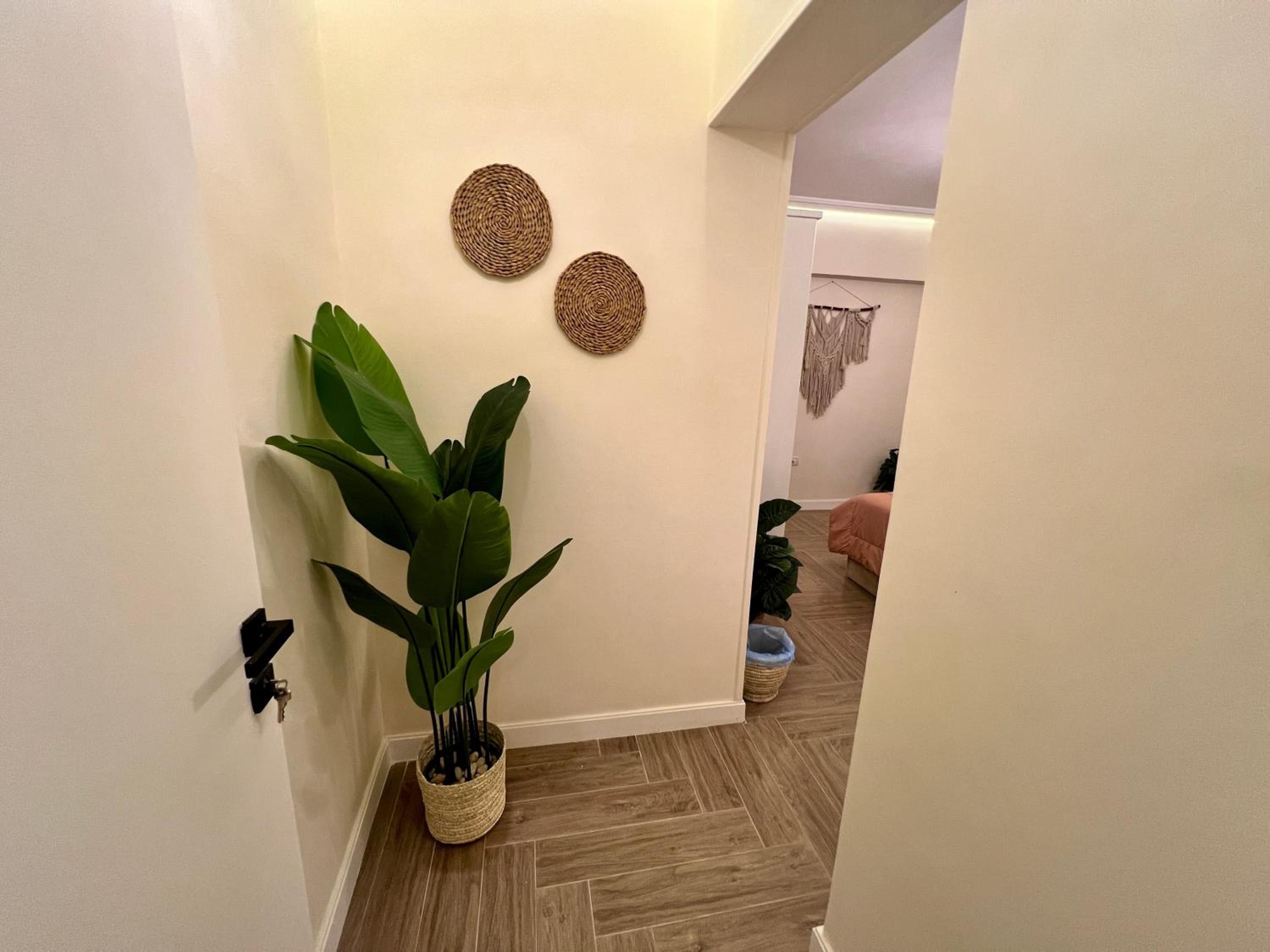 Boho 2BR Apartment with Garden View