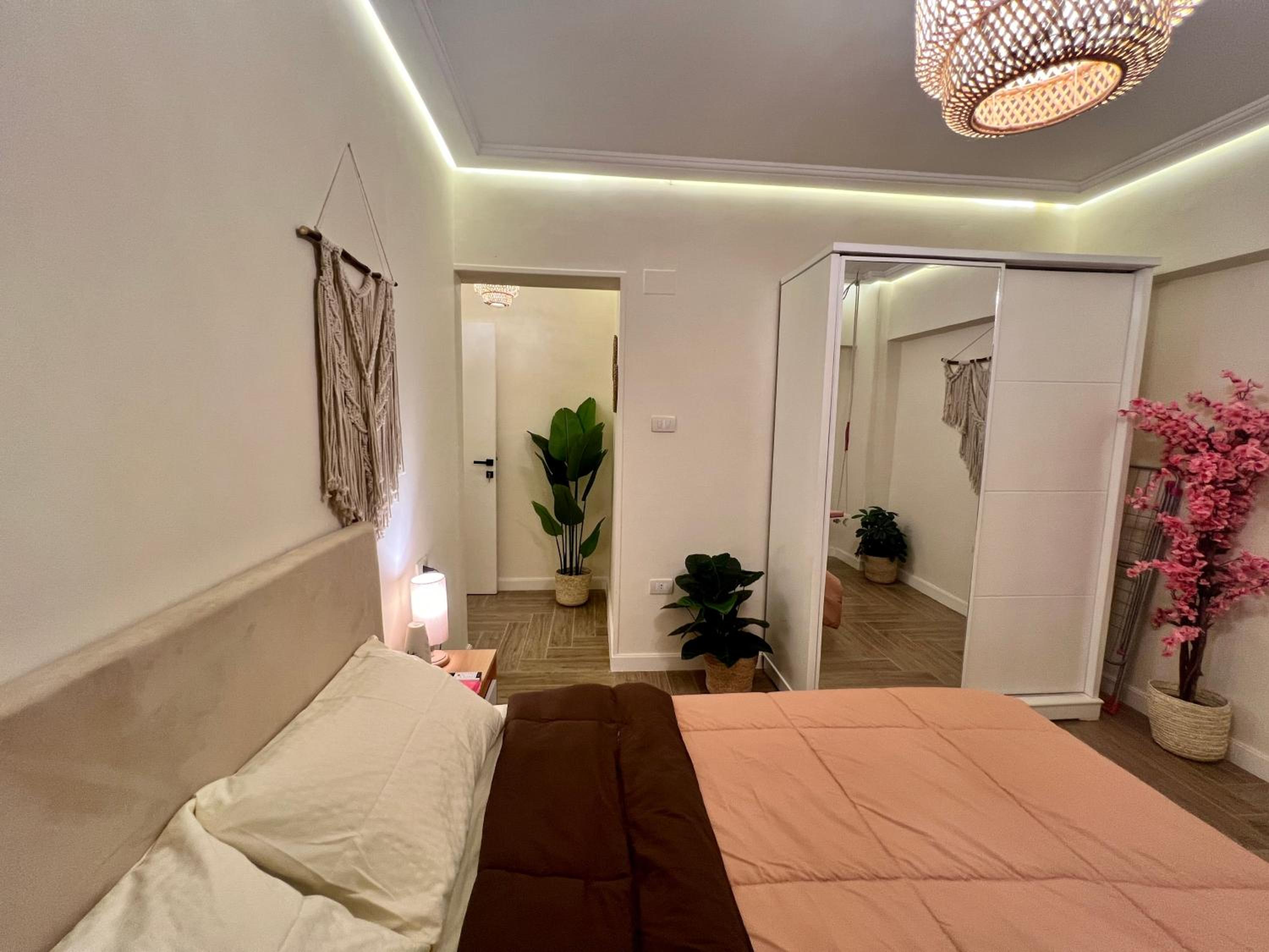 Boho 2BR Apartment with Garden View