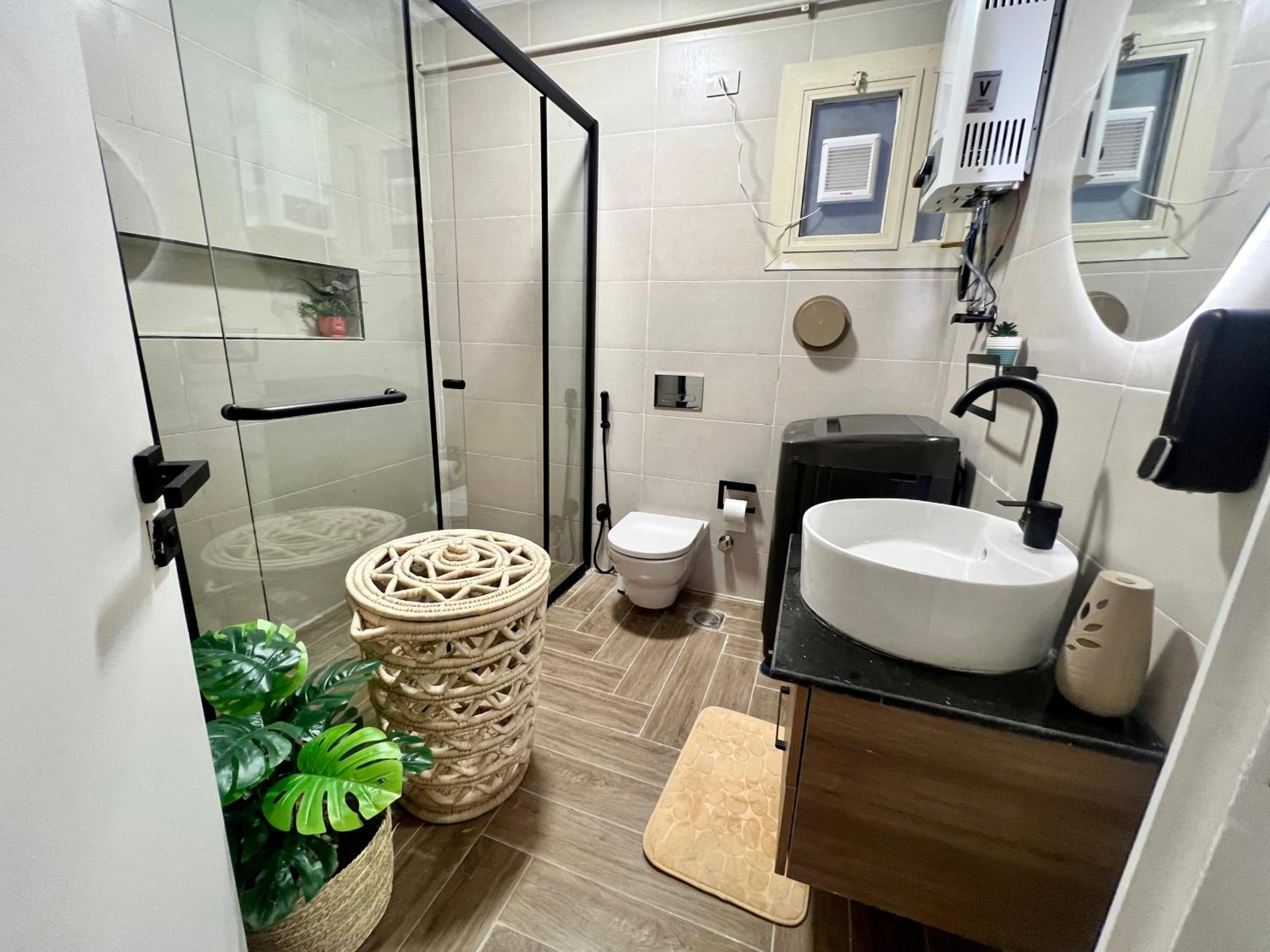 Boho 2BR Apartment with Garden View