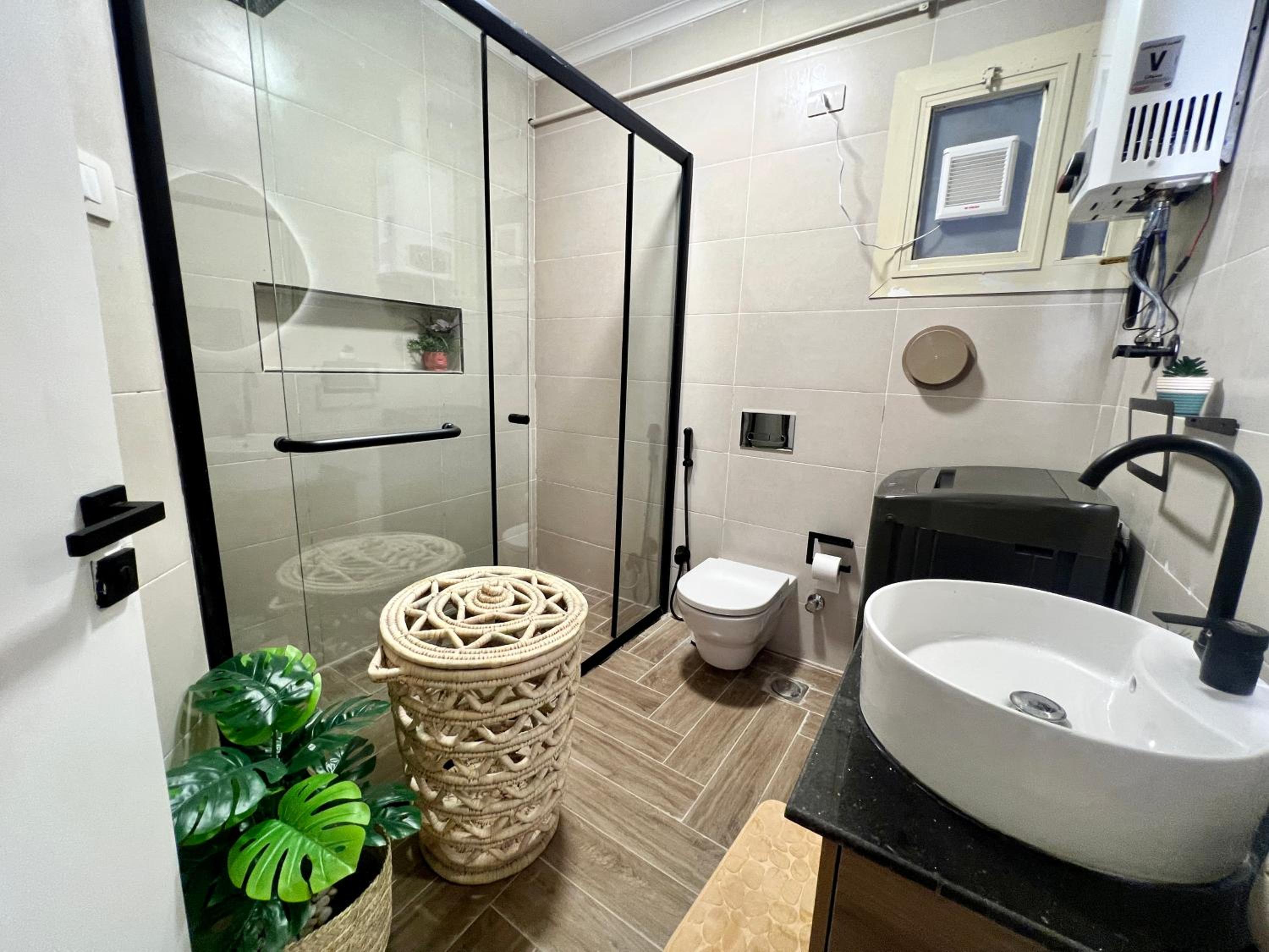 Boho 2BR Apartment with Garden View