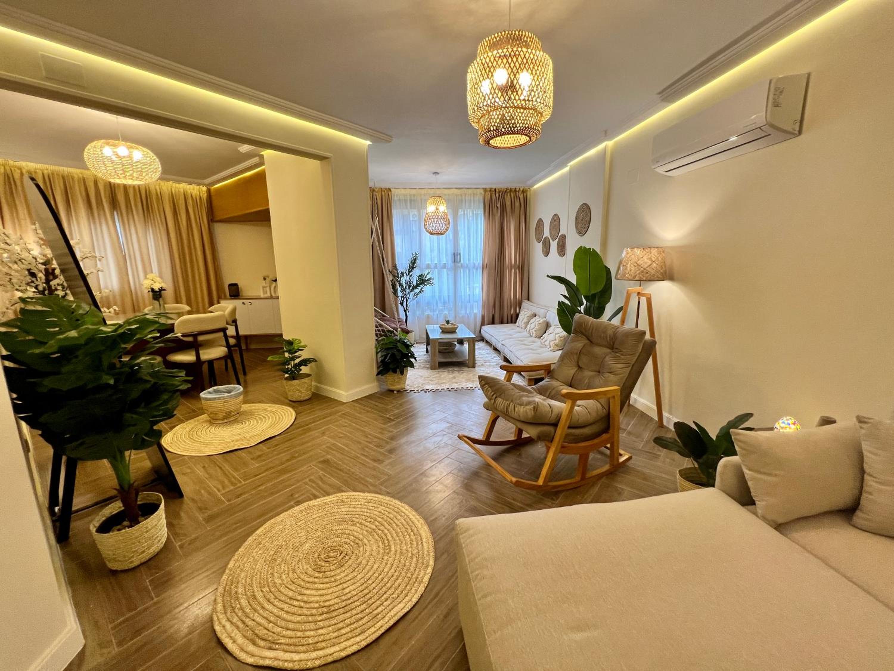 Boho 2BR Apartment with Garden View