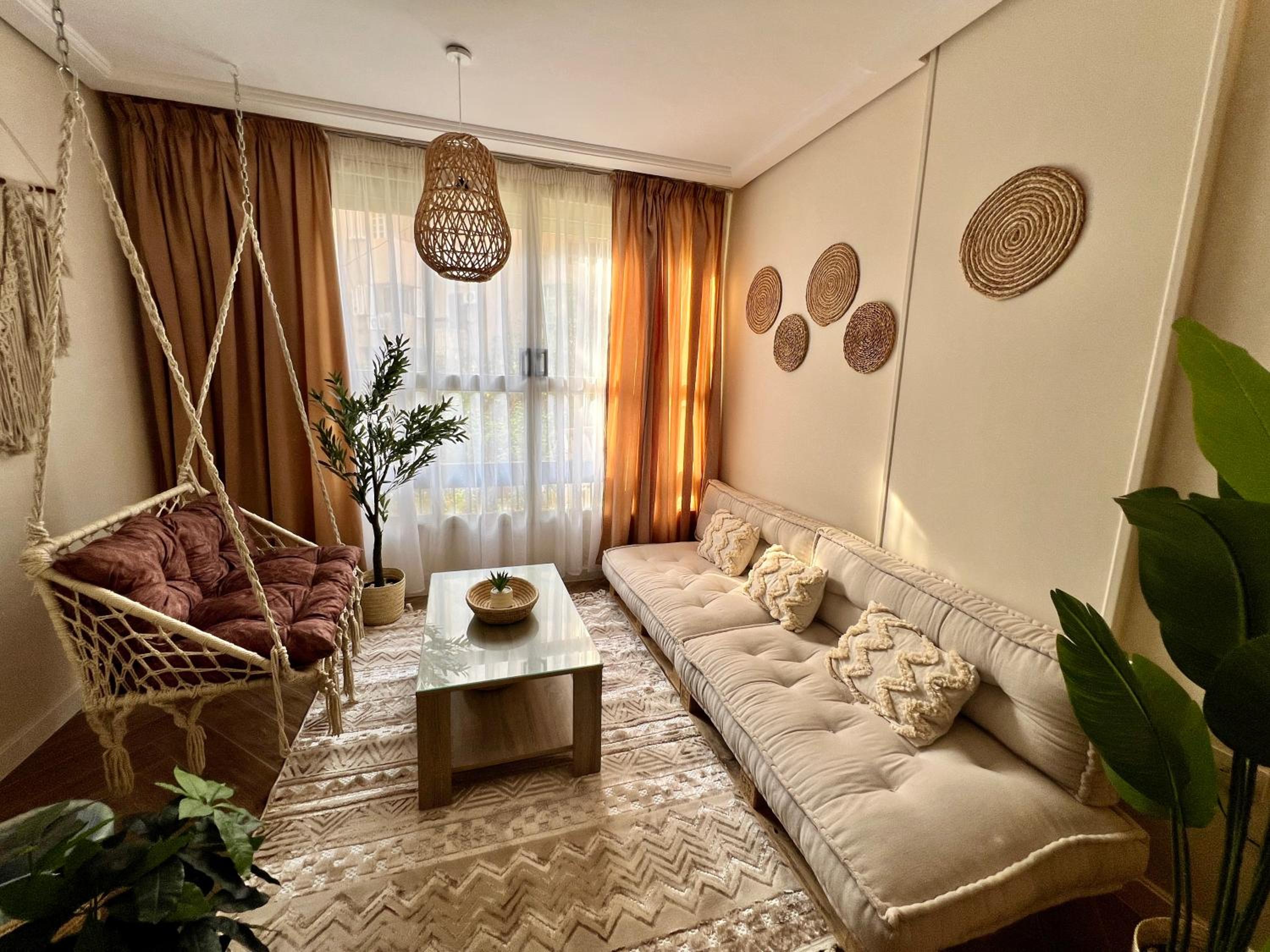 Boho 2BR Apartment with Garden View