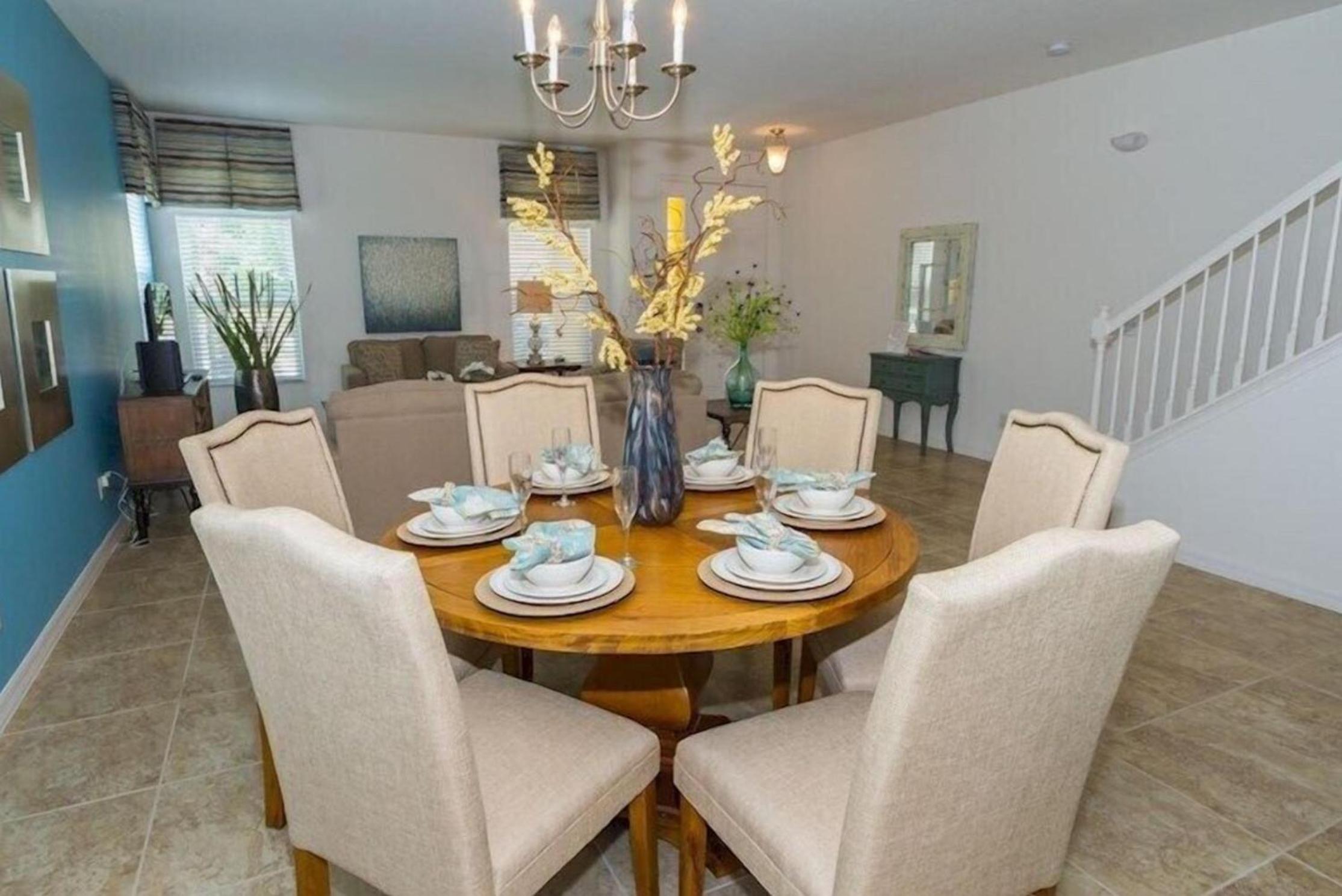 Luxurious 6 Bed Villa With South Facing Pool view 3