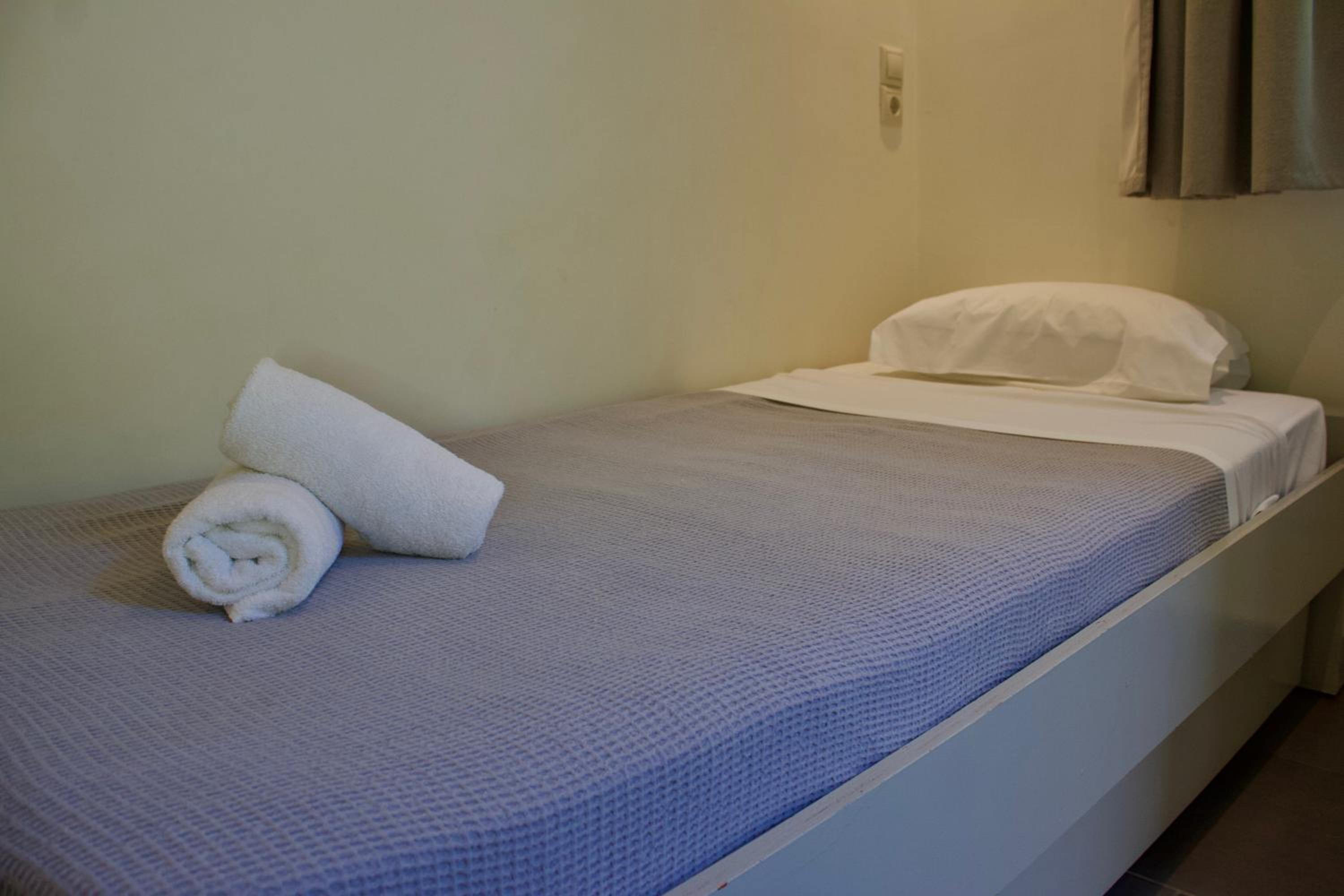 Makris Yialos Apartments