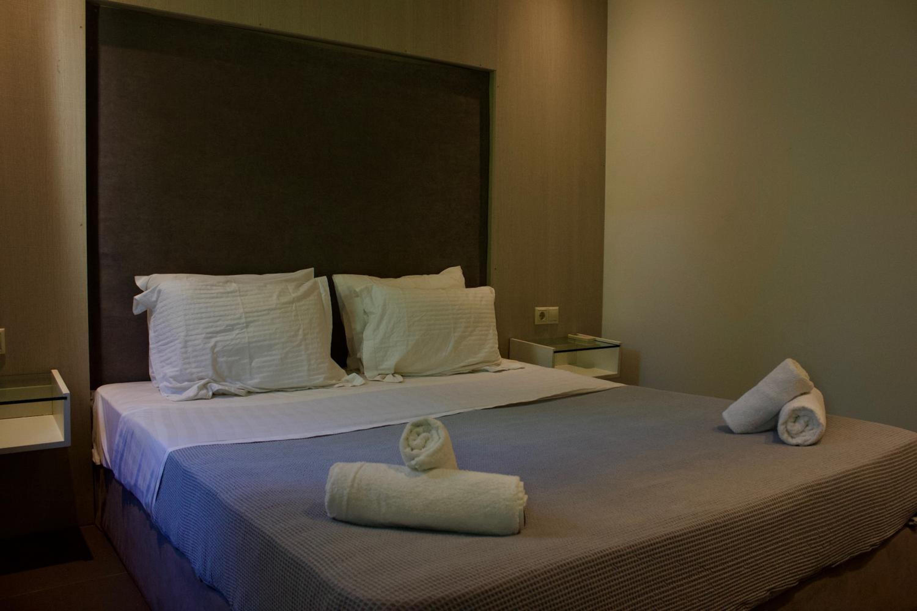 Makris Yialos Apartments