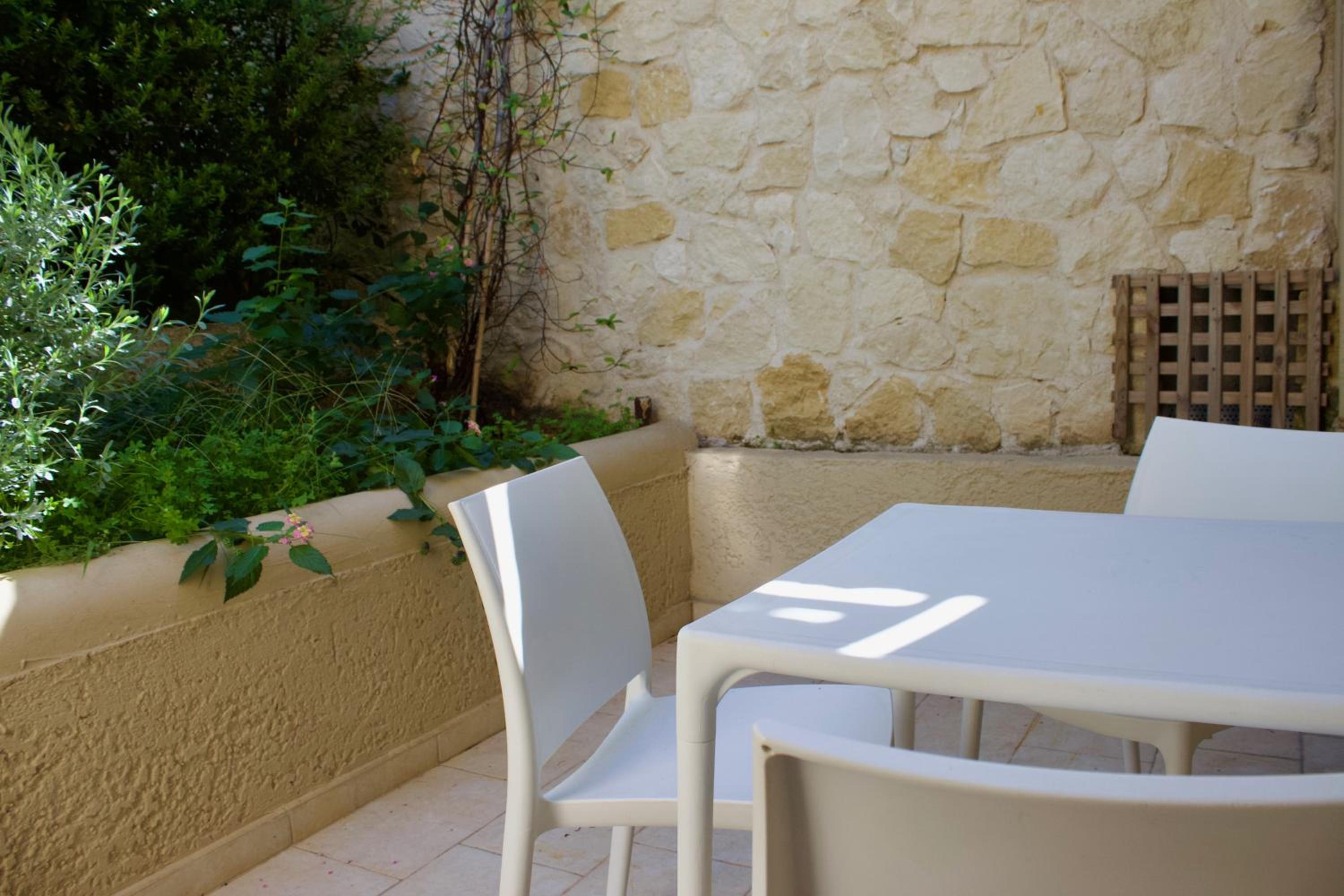 Makris Yialos Apartments
