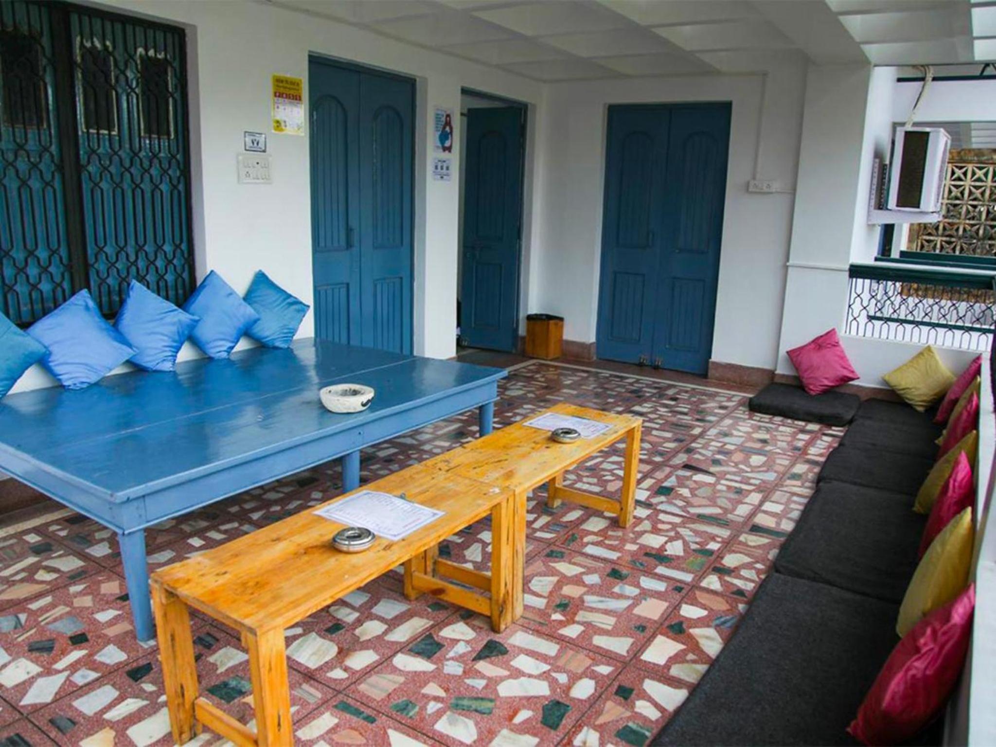 lounge