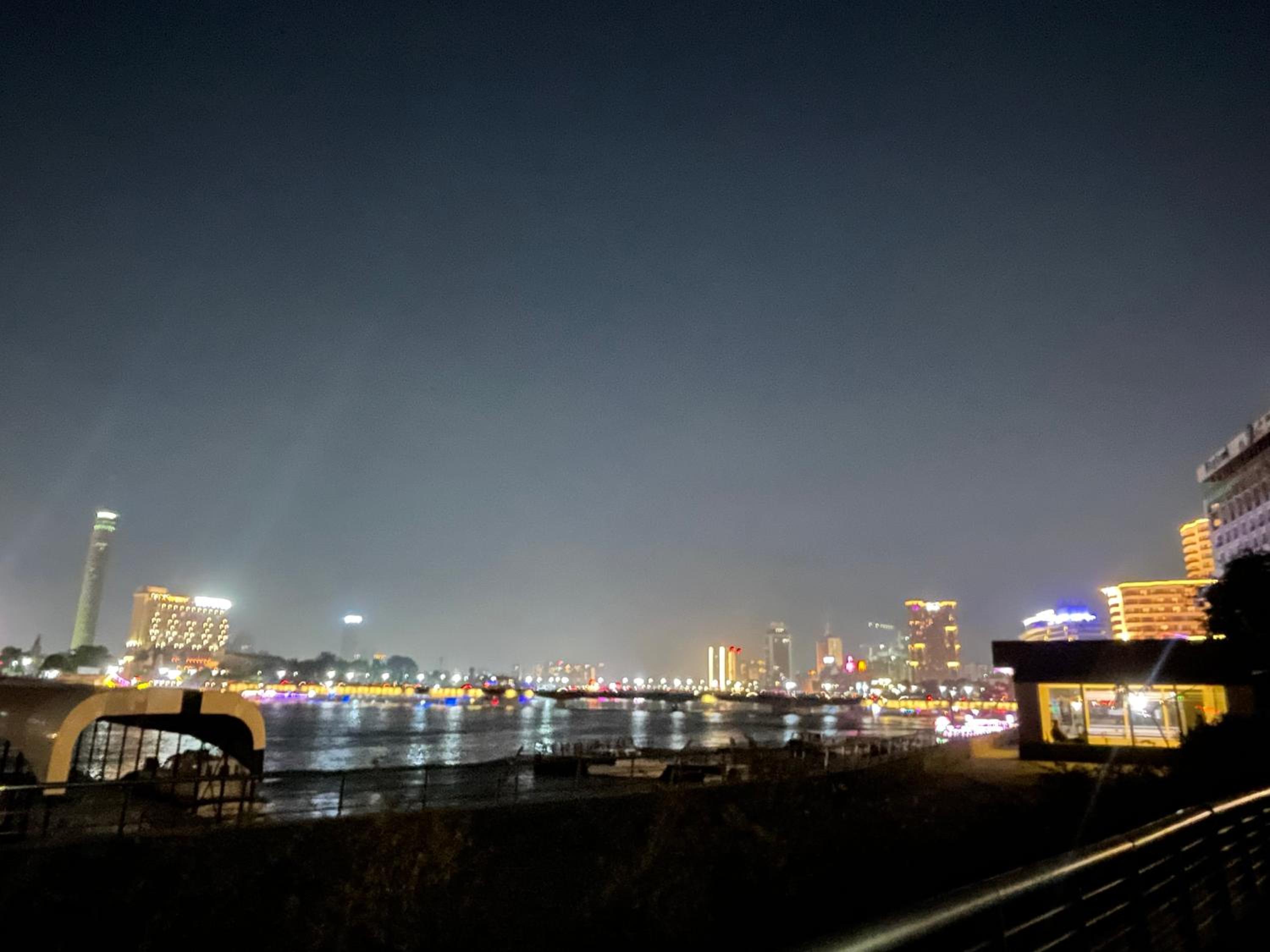 Luxury 5-Star Stay in Cairo Downtown Garden City - Steps from the Nile & All Top Attractions