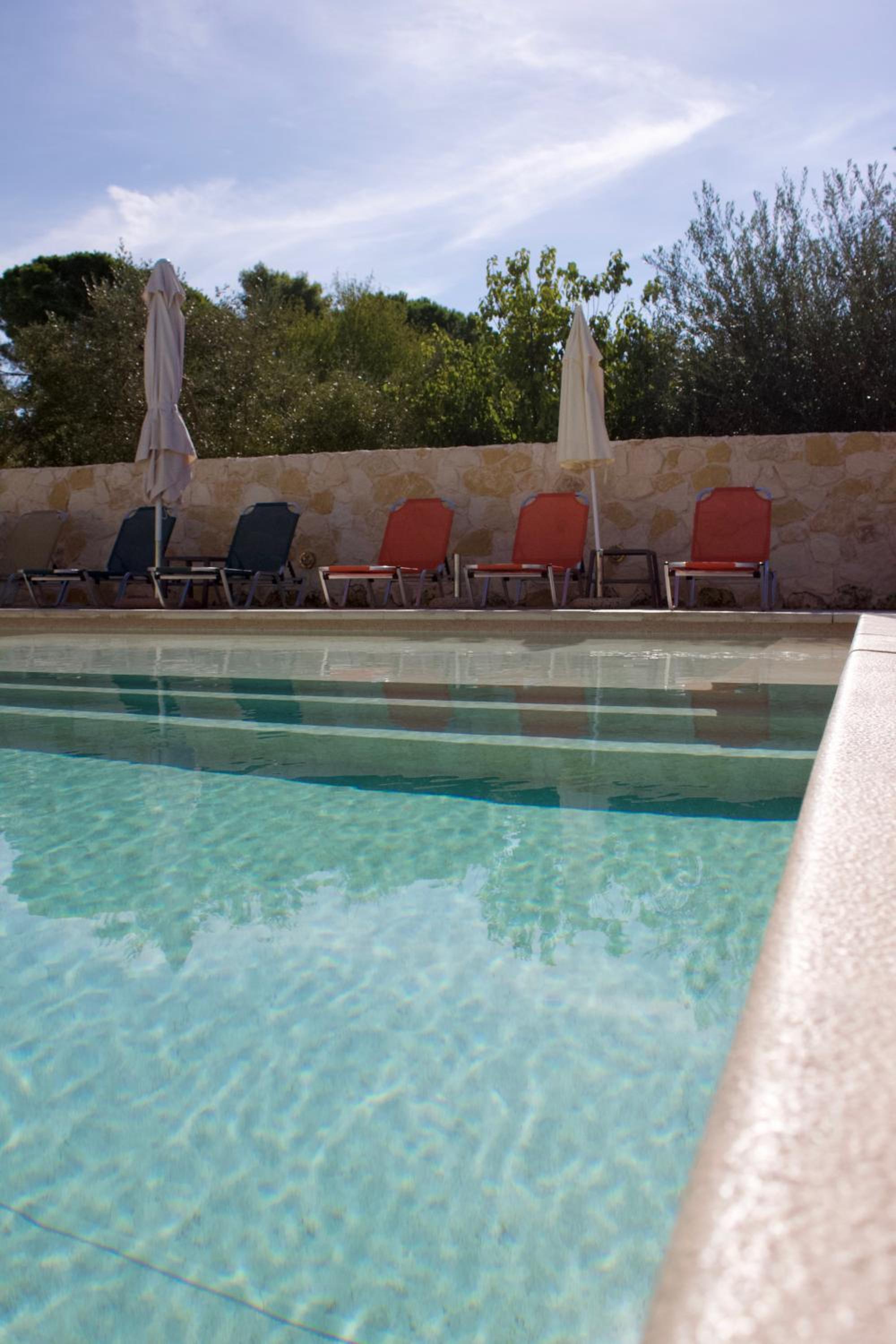 Makris Yialos Apartments