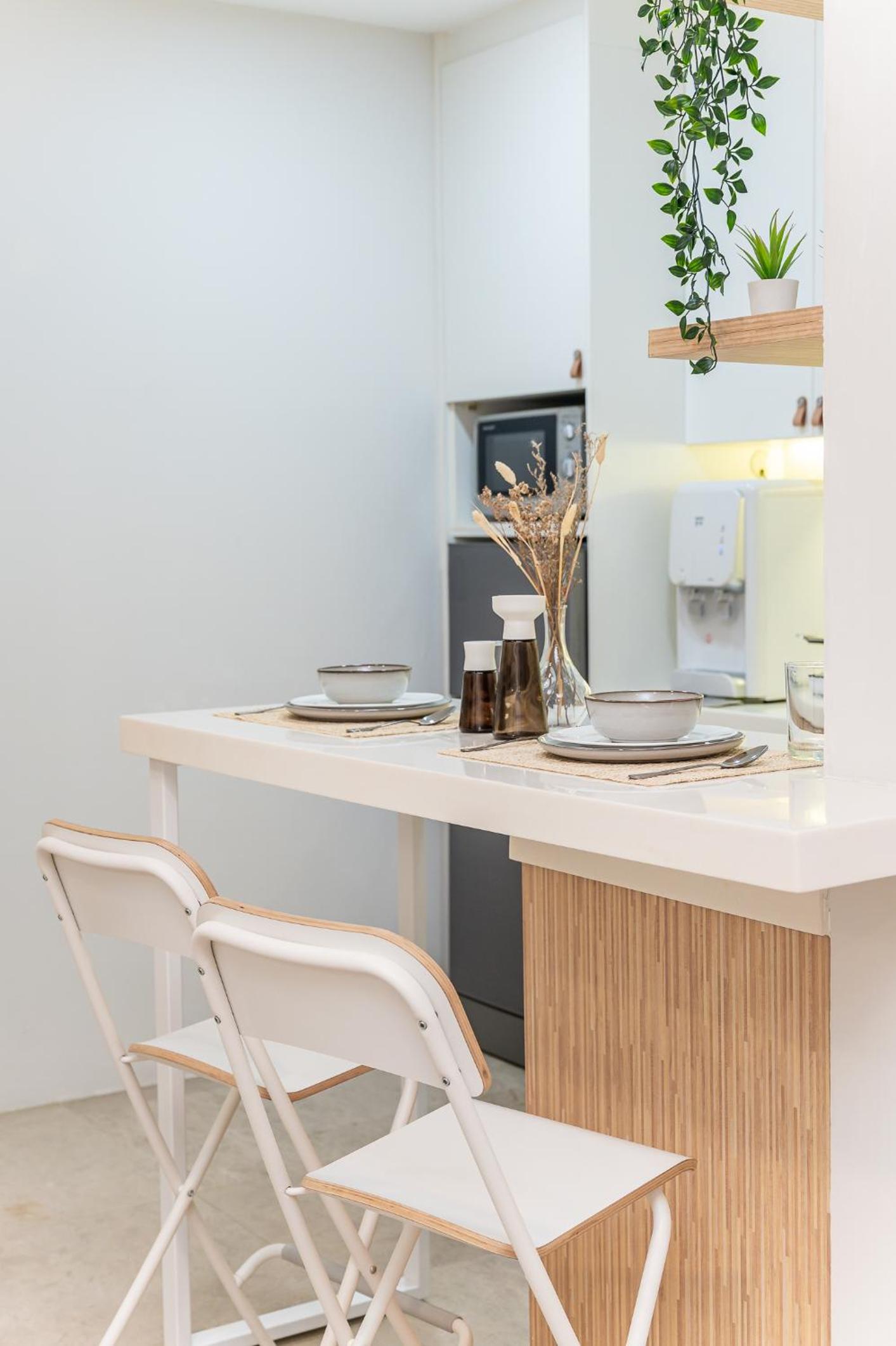 Bukit Bintang Scandi Muji Style 3min to Pavilion TRX 6pax