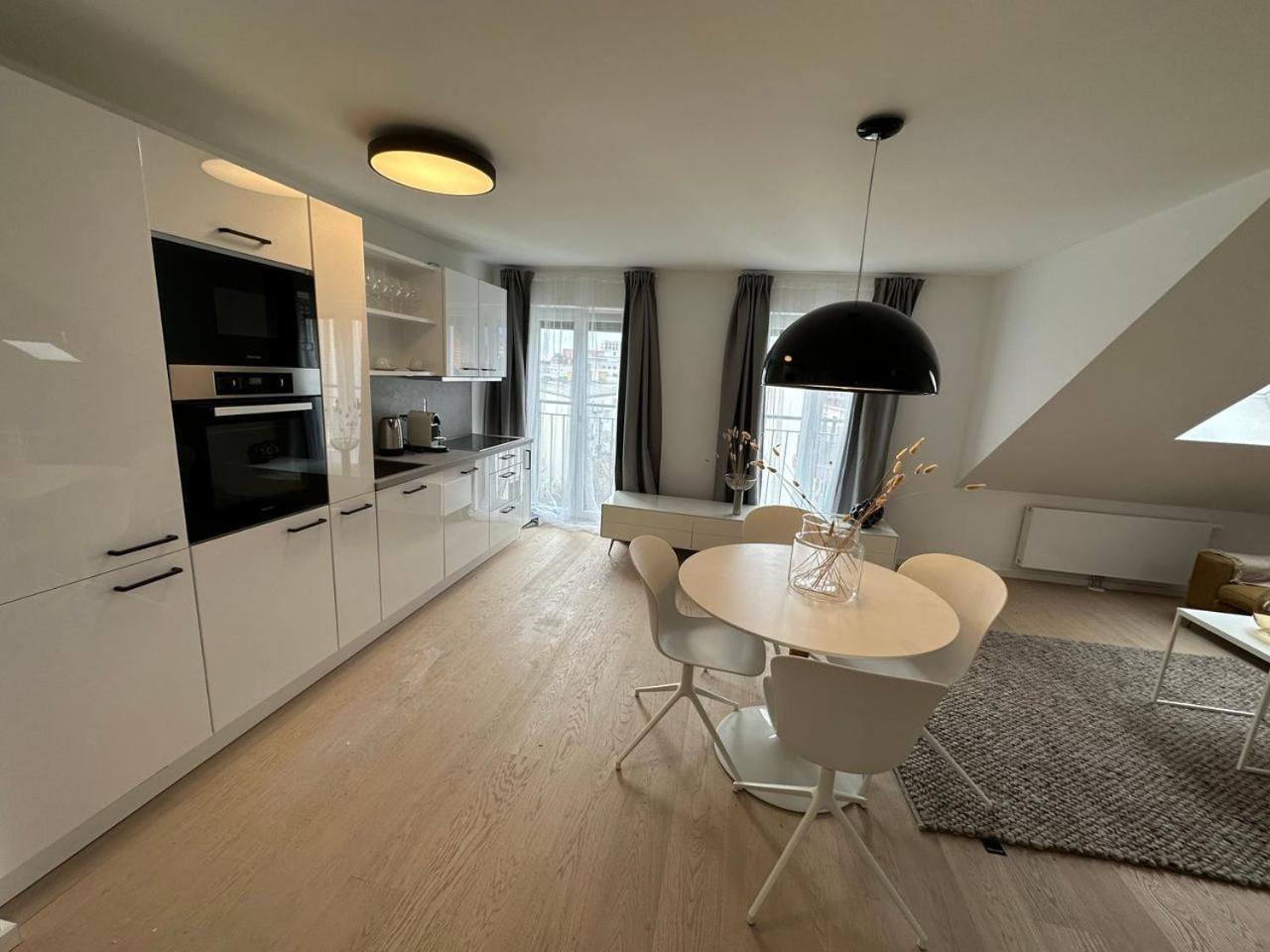 5 min walk from the Oktoberfest - Entire Apartment