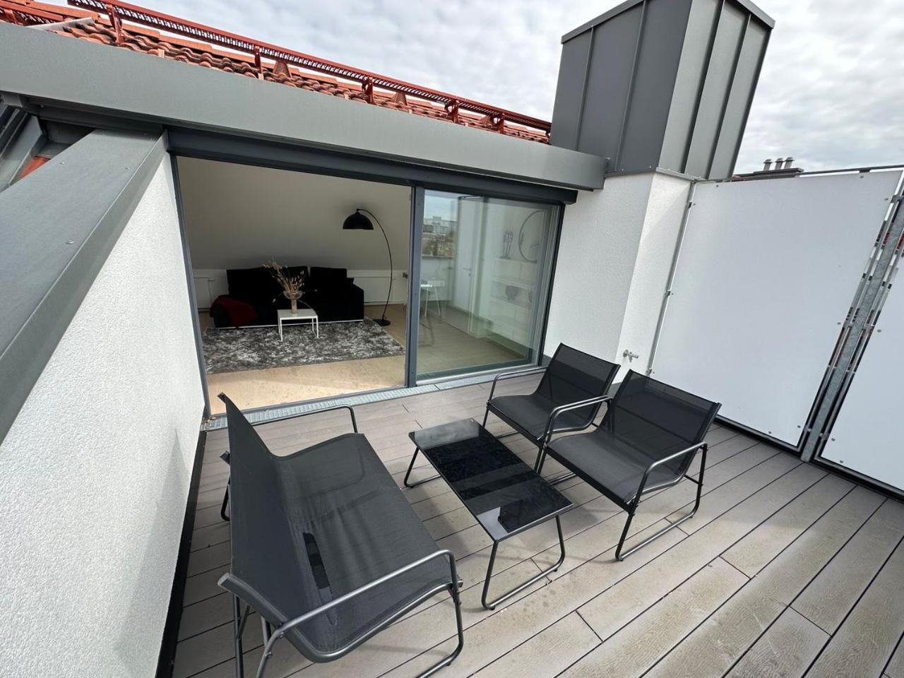 5 min walk from the Oktoberfest - Entire Apartment