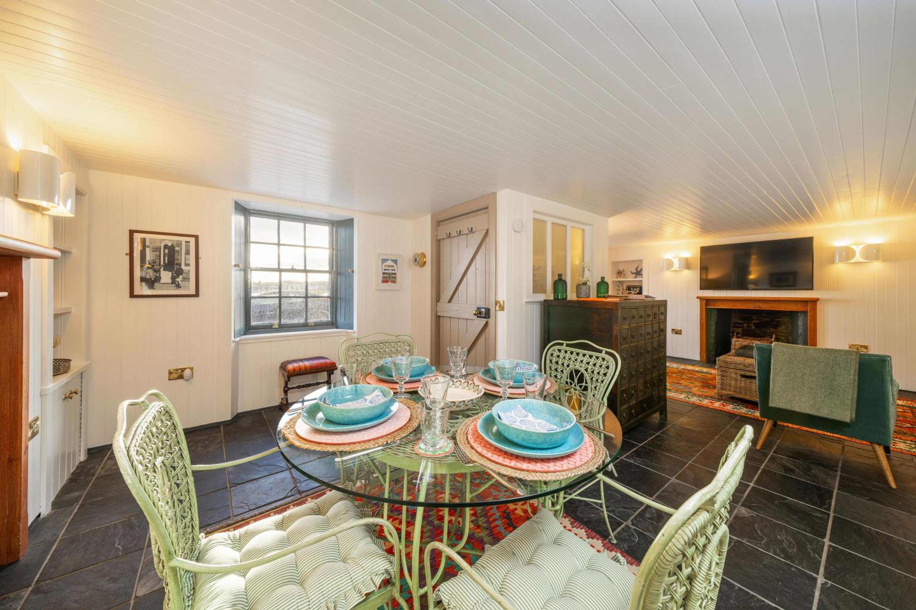 Barometer Cottage