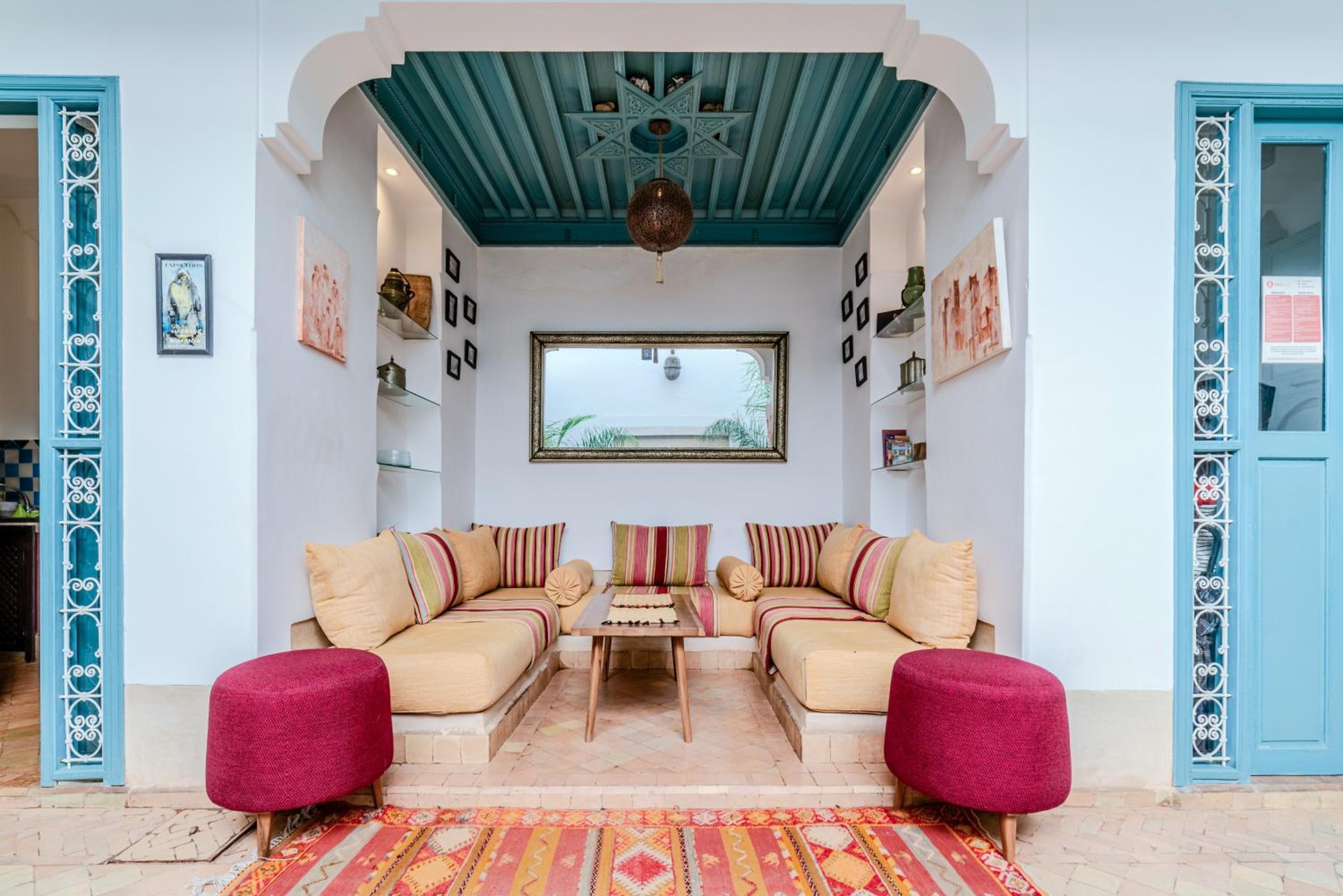 lounge