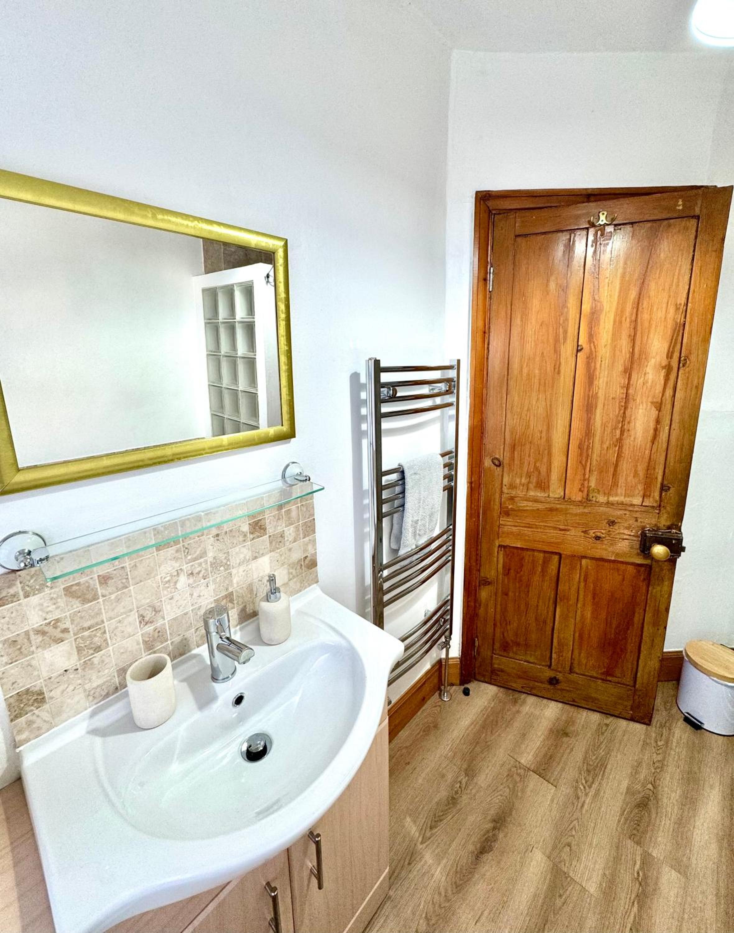 2-bedroom house in Cheltenham town centre view 4