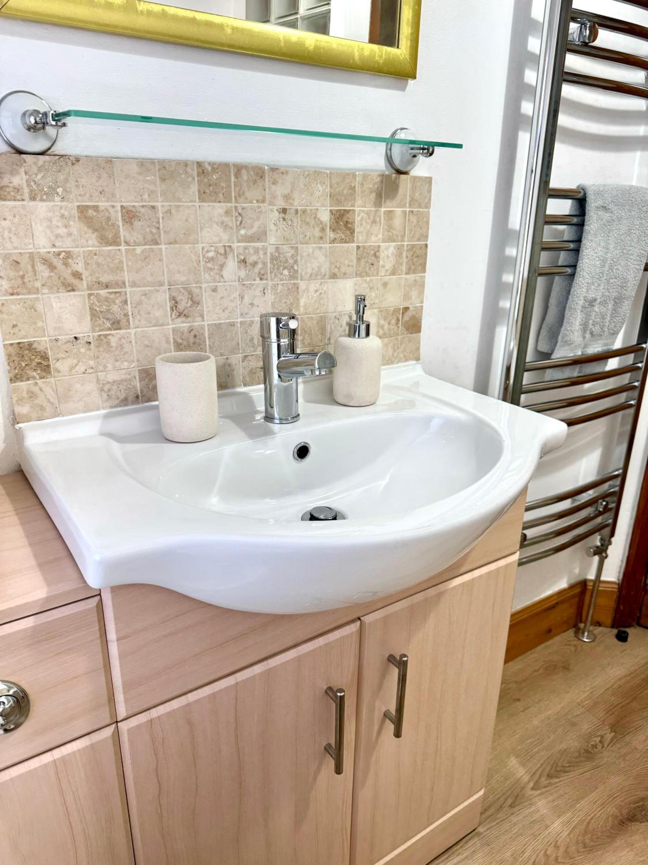 2-bedroom house in Cheltenham town centre view 3