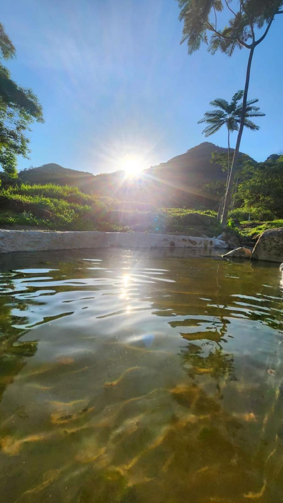 Sítio com piscina natural Cachoeiras de Macacu