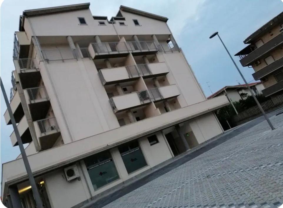 Appartamento nuovissimo ad un passo dal mare view 2