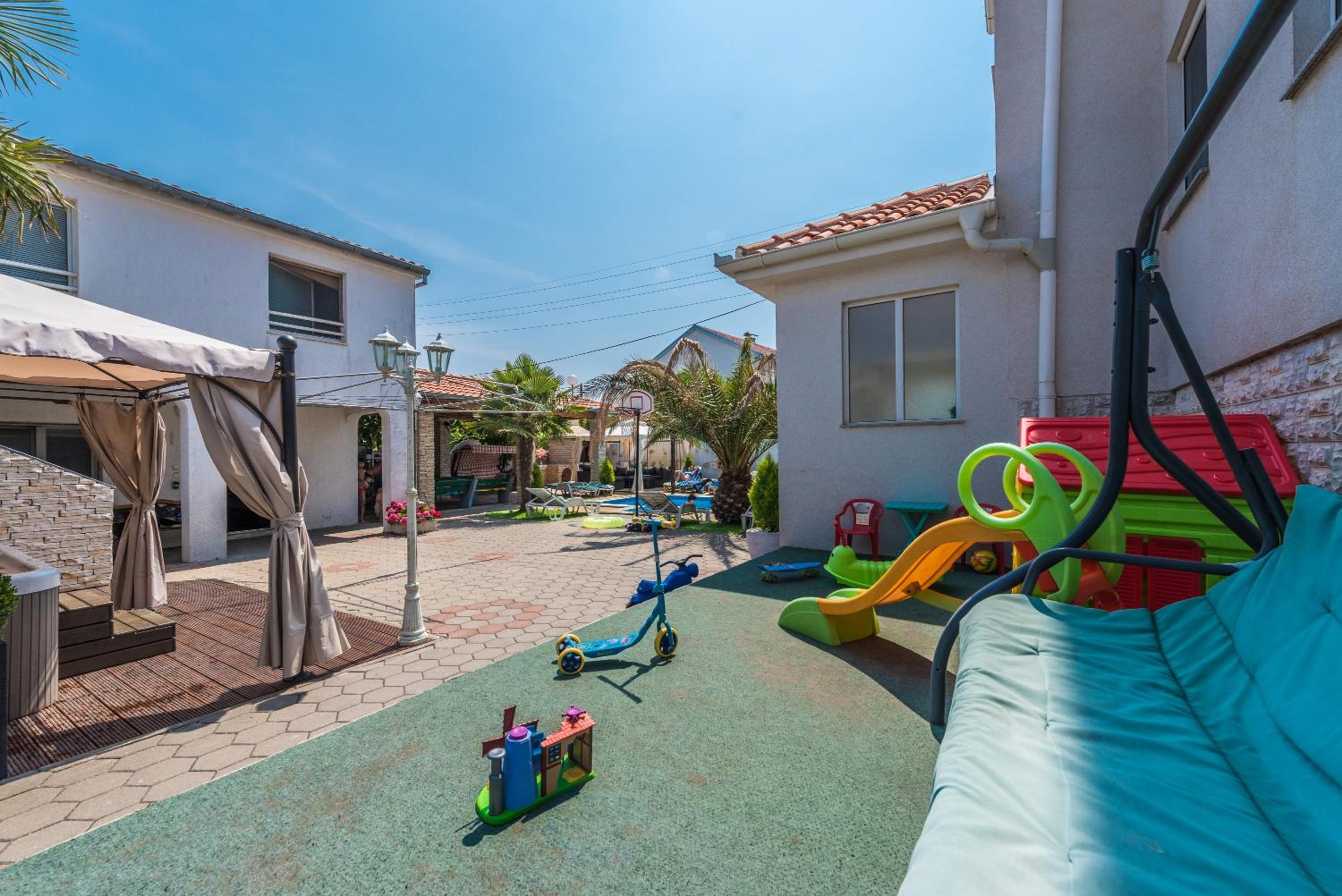 activities & amenities