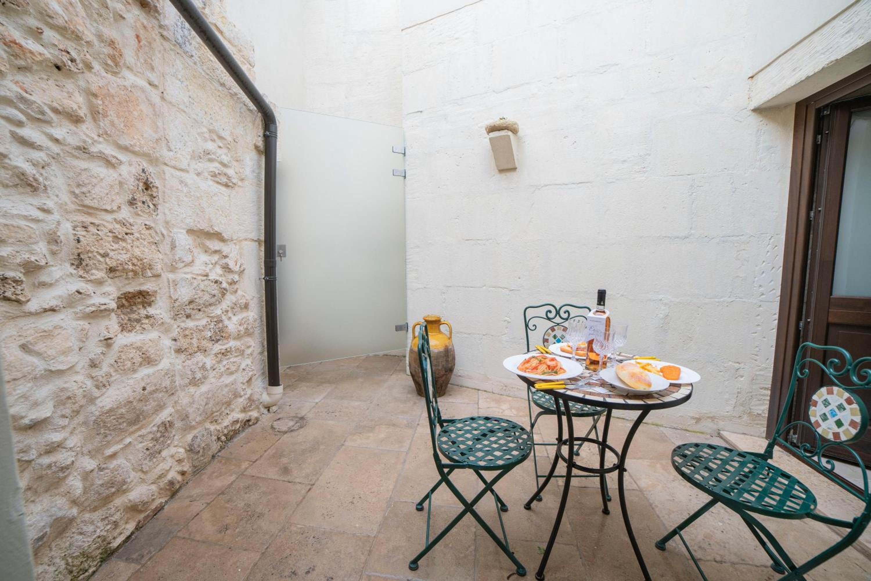 San Giorgio en Martano — balance & terrace