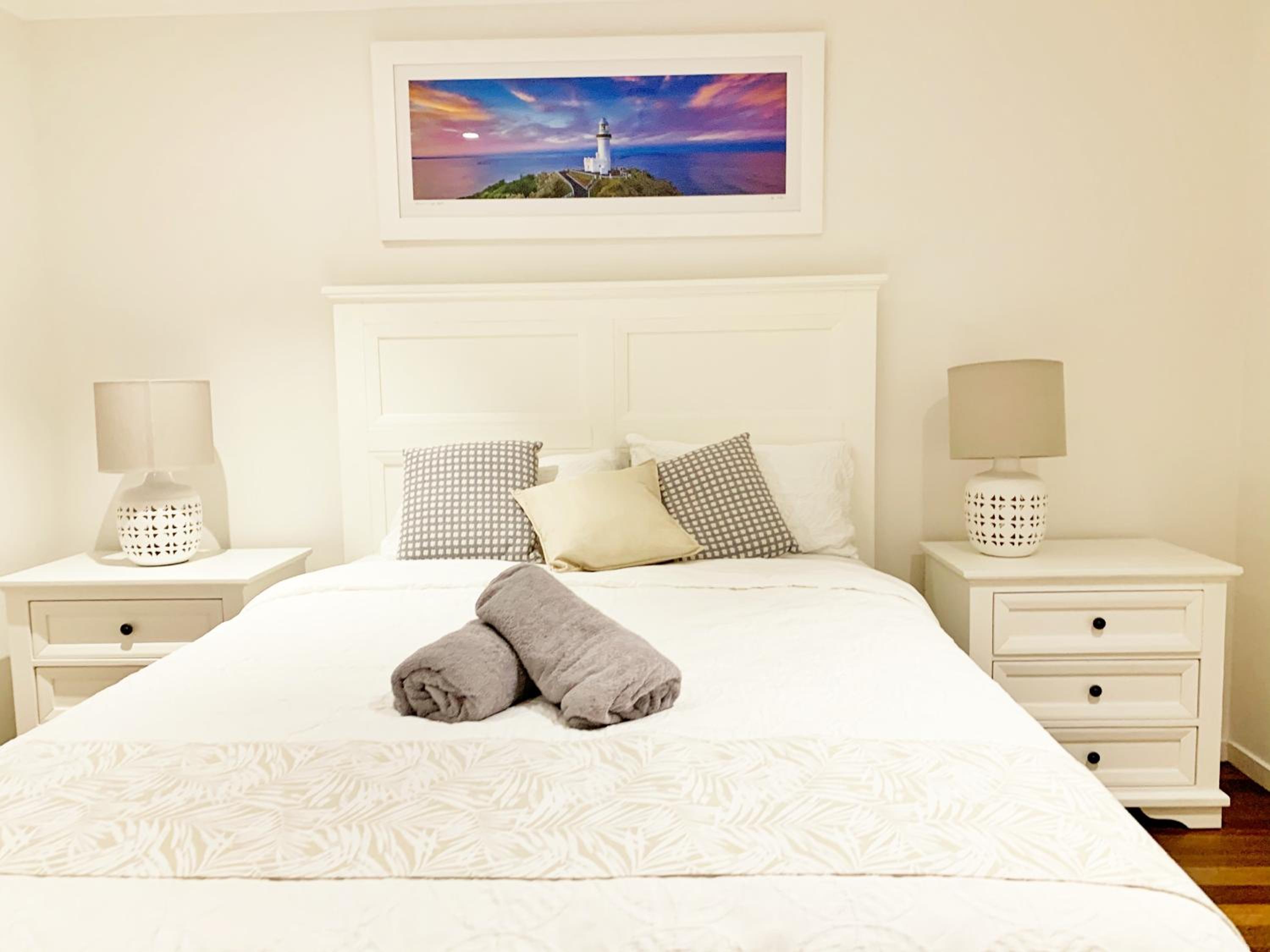 Bruns Beach Garden Apartment - Central, Comfortable & Close to the beach