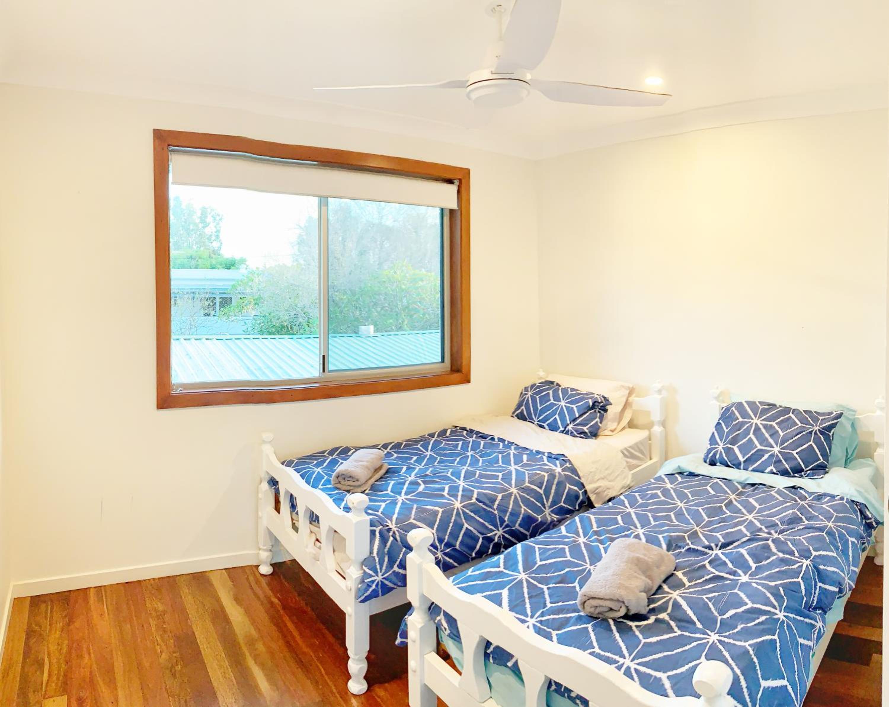 Bruns Beach Garden Apartment - Central, Comfortable & Close to the beach