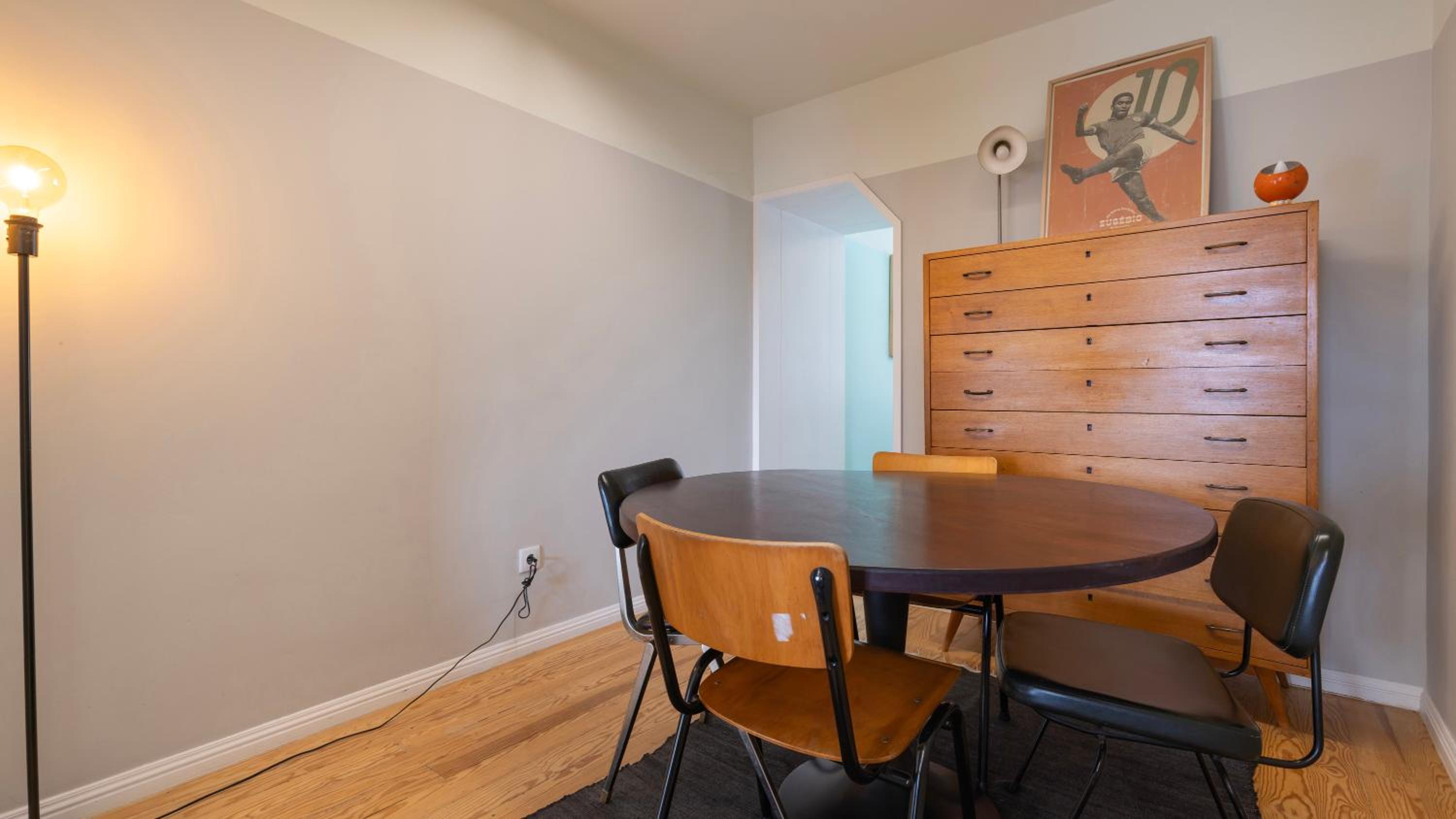Vintage with Castle View Apartment by LovelyStay view 4