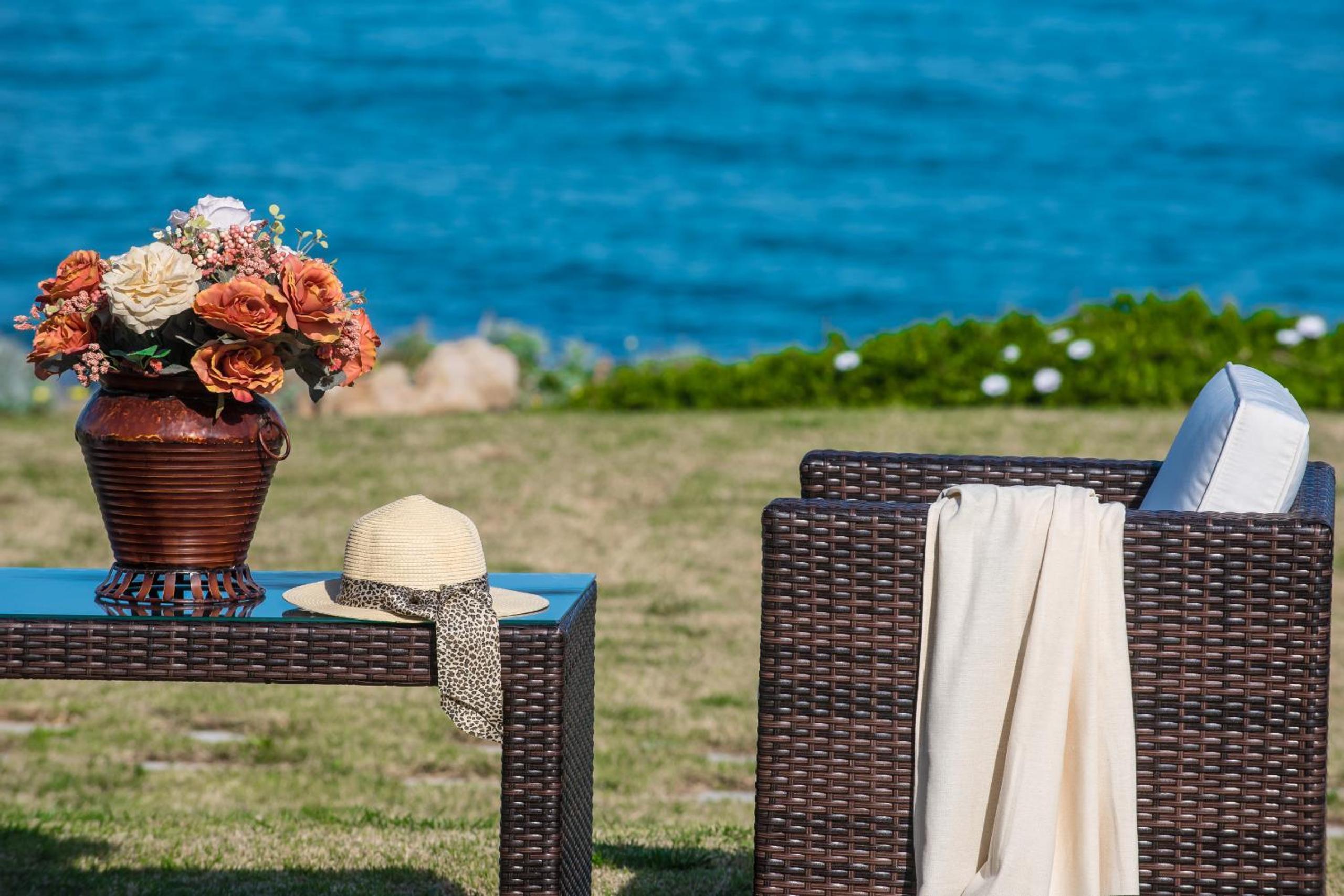 Artemis beachfront villa - on the Waves