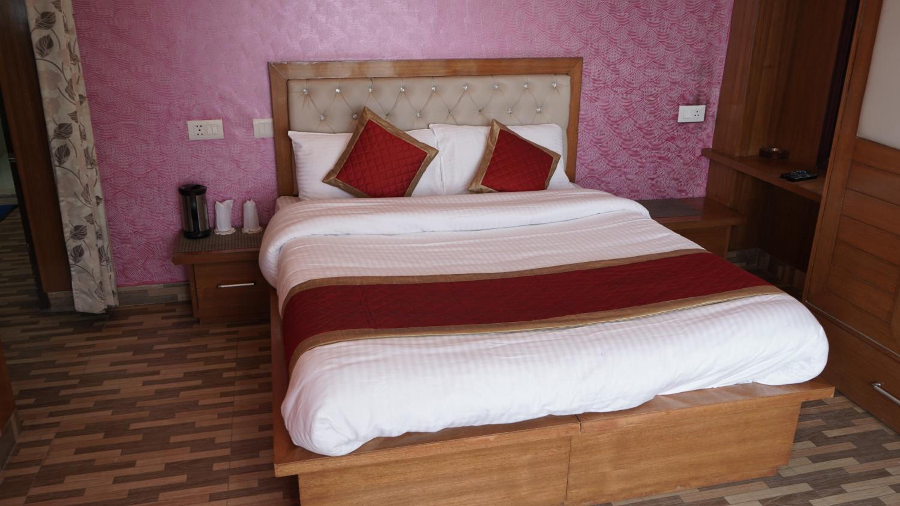 Platonia Homes