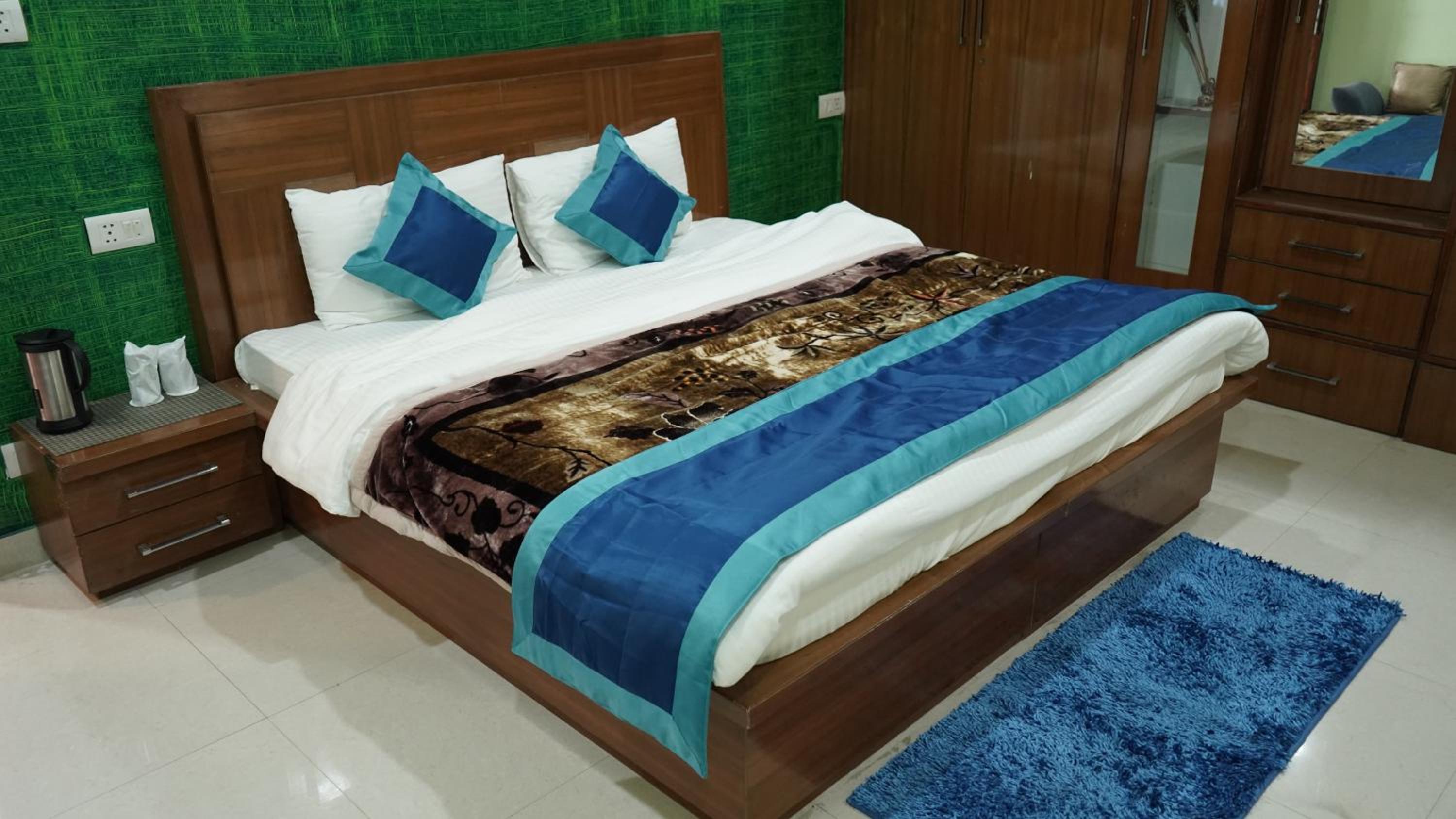 Platonia Homes