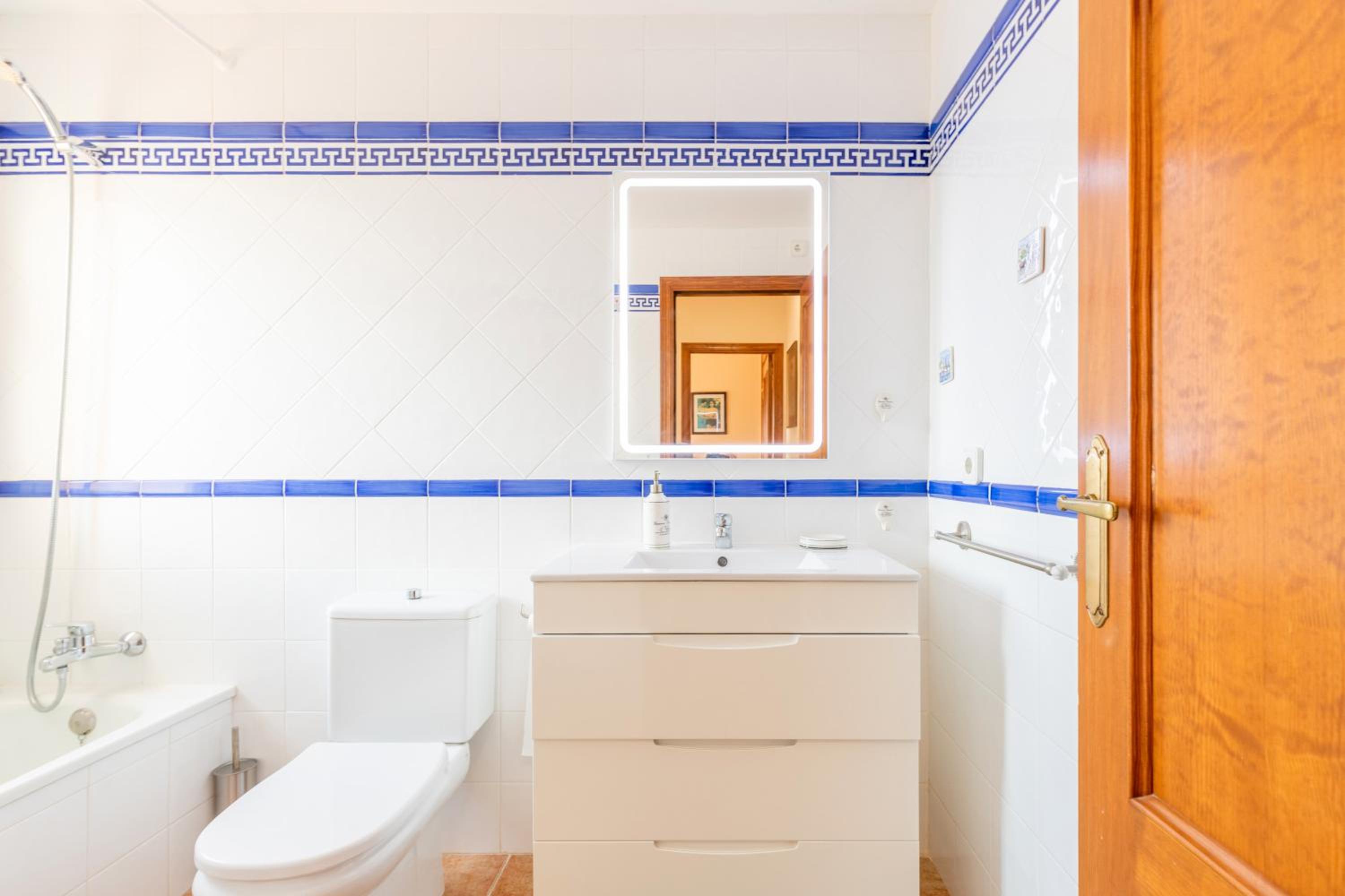 Blue Emi Altea Hills
