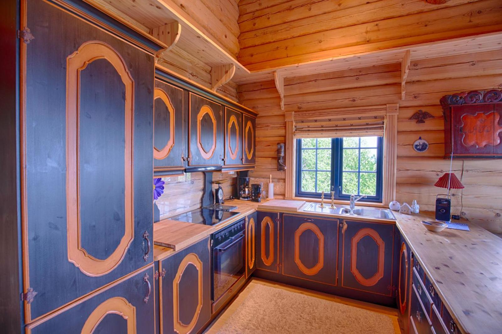 Mountain Escape With Modern Amenities