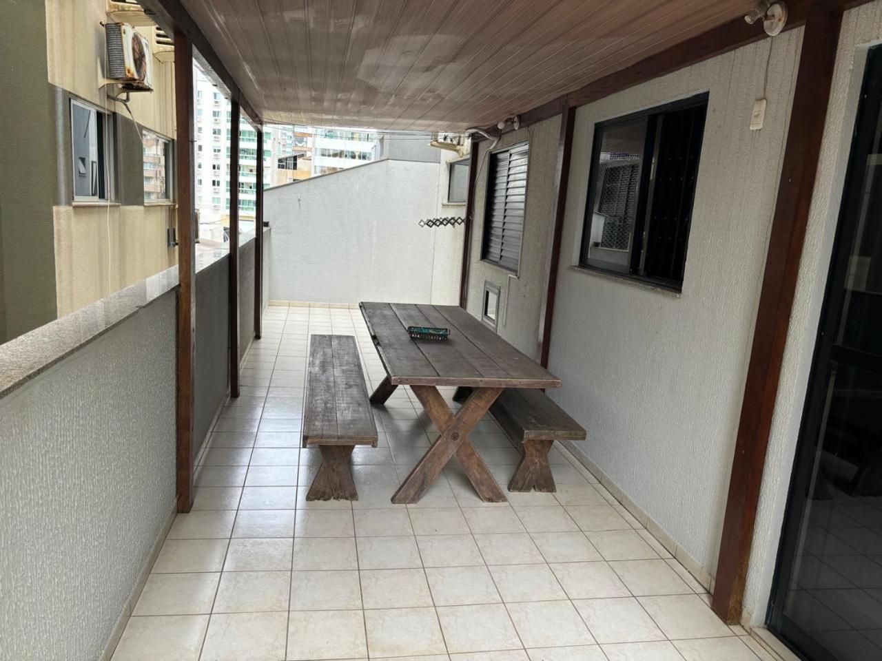 Apartamento em Itapema/MeiaPraia