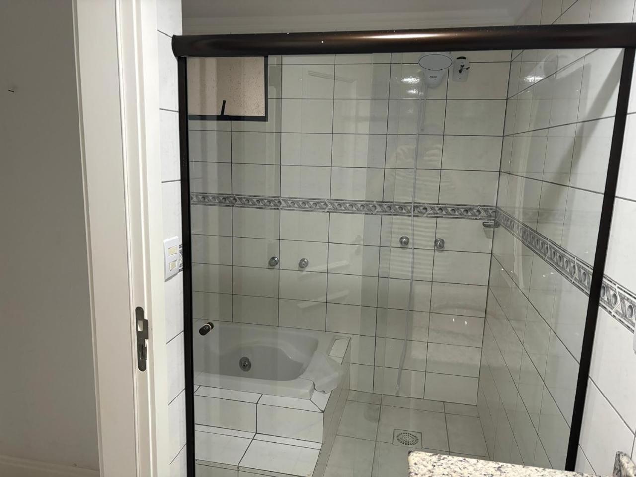 Apartamento em Itapema/MeiaPraia