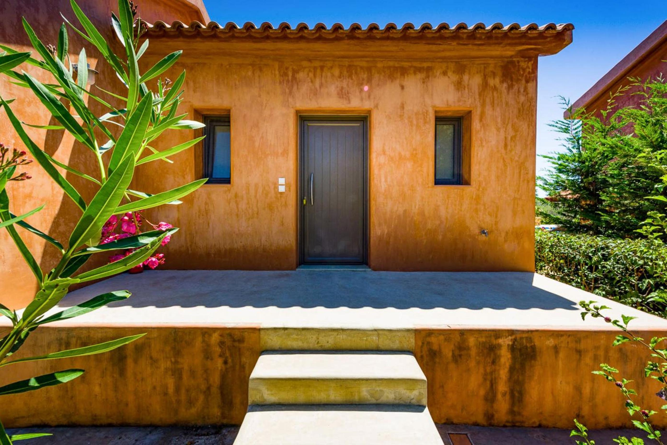 Rhea Villa