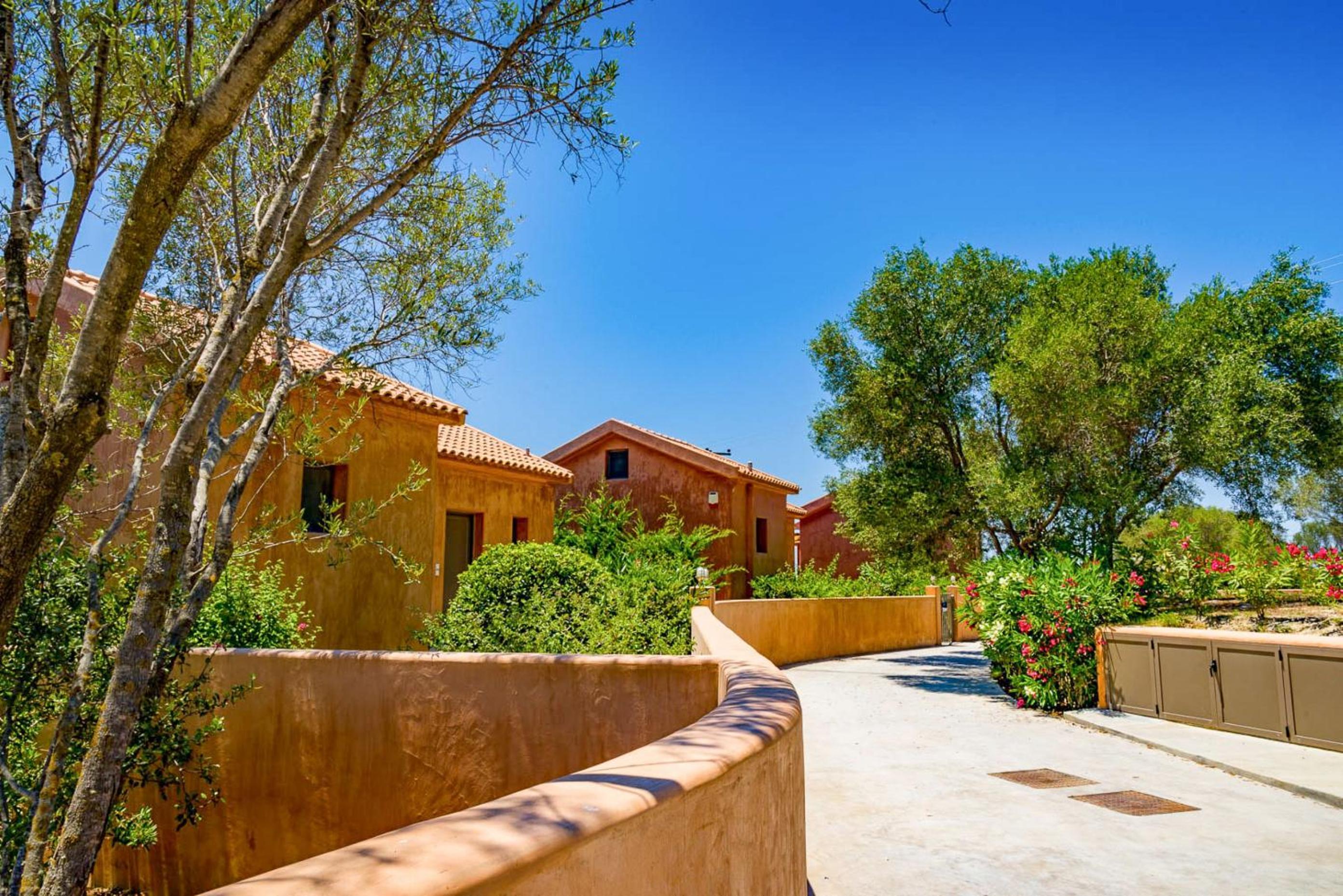 Rhea Villa