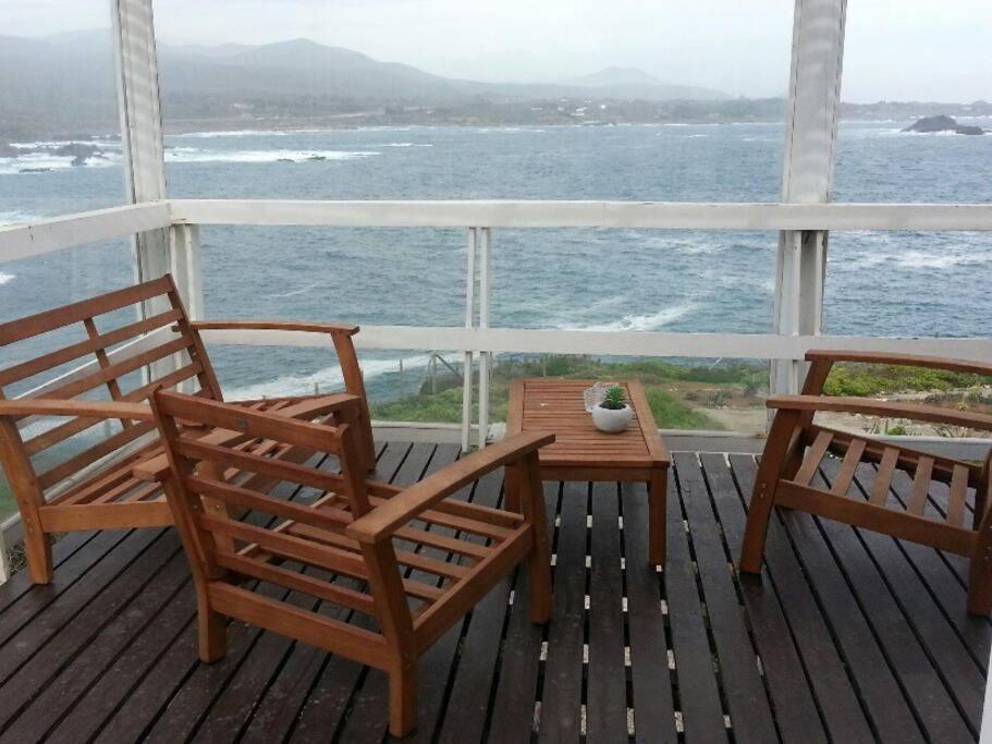 Cabaña frente al Mar Ensenada Pichidangui y los Vilos
