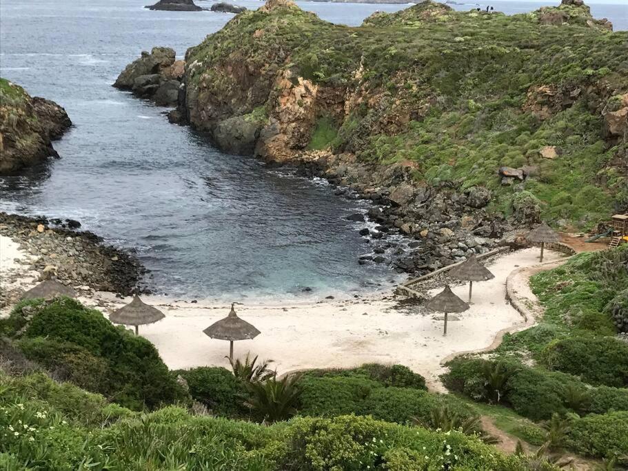 Cabaña frente al Mar Ensenada Pichidangui y los Vilos